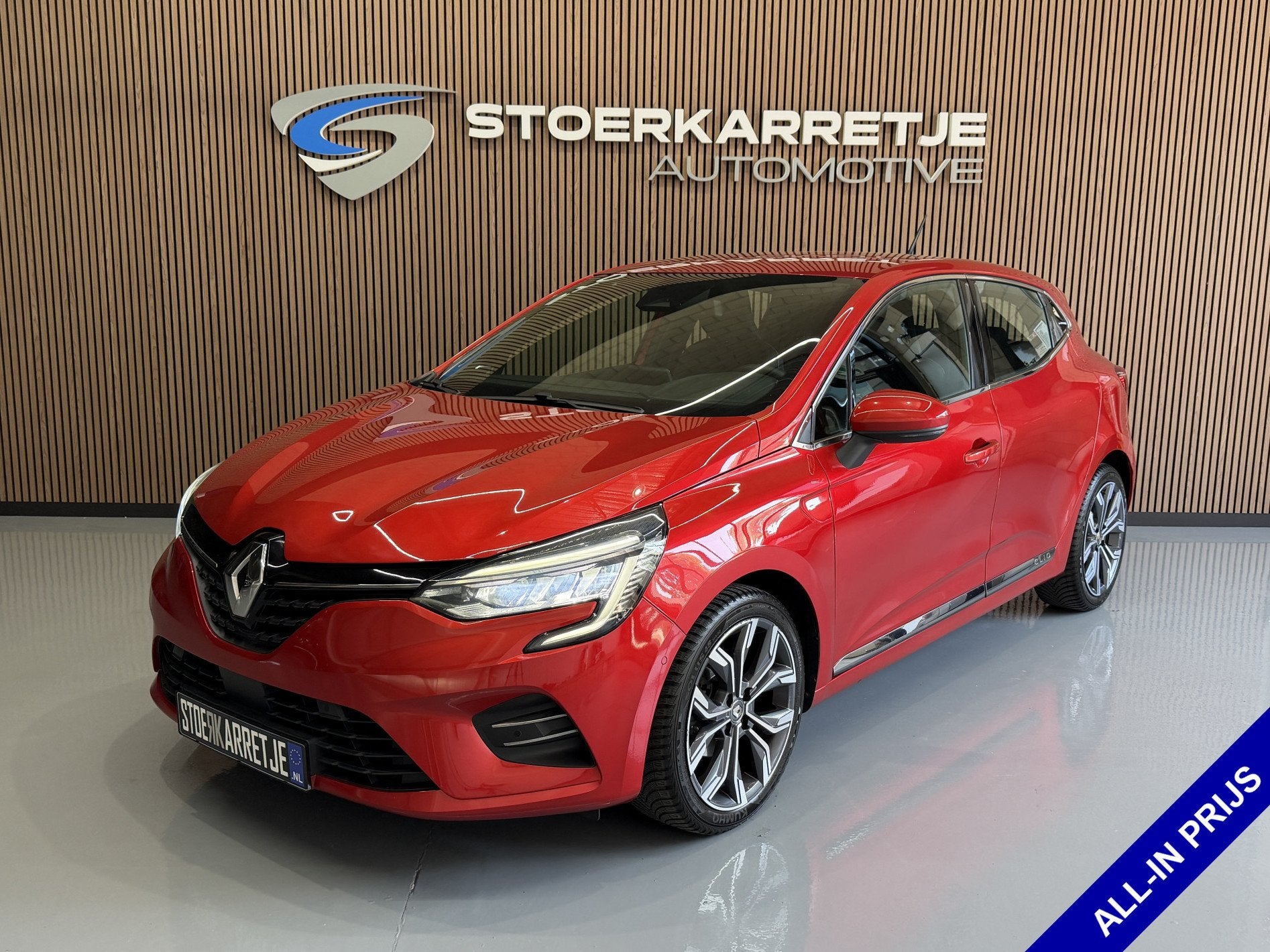 Renault Clio 1.0 TCe 100pk Edition One | Groot Navi | Bose |, Voorwielaandrijving, Dealer onderhouden, Gebruikt, Zwart