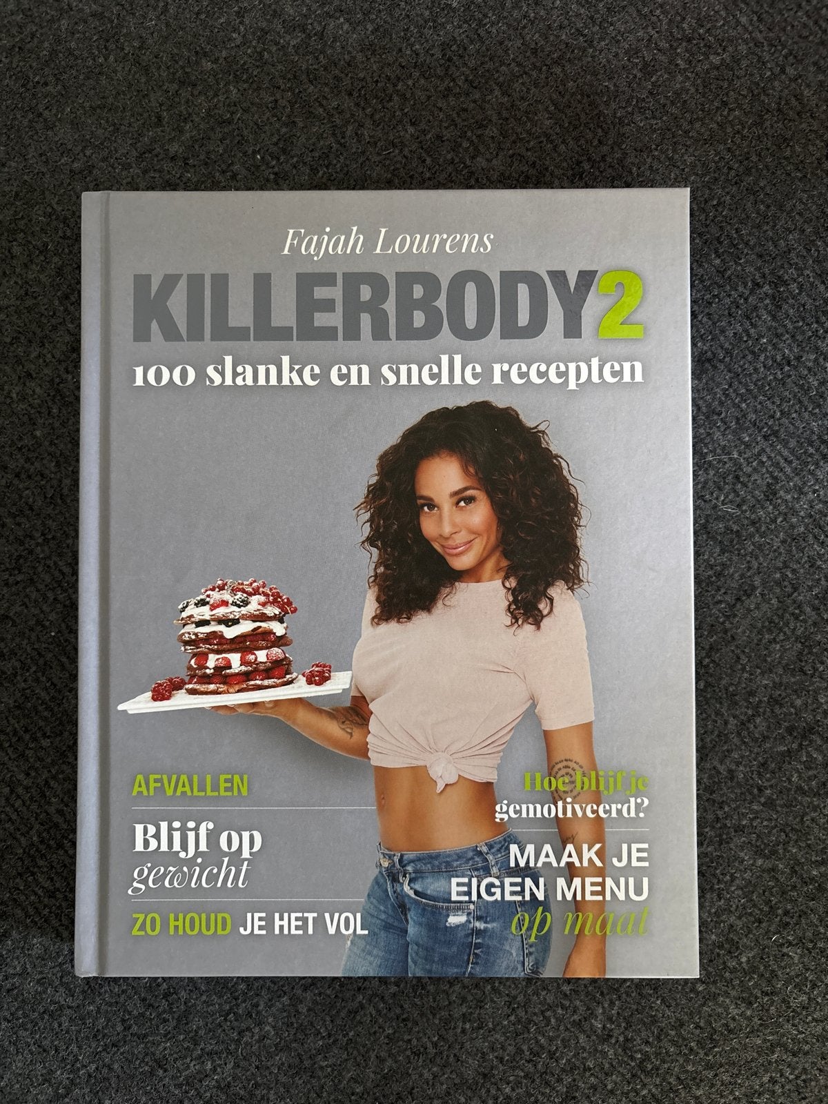 Killerbody 2: 100 slanke en snelle recepten - Fajah Lourens, Ophalen of Verzenden, Zo goed als nieuw, Dieet en Voeding