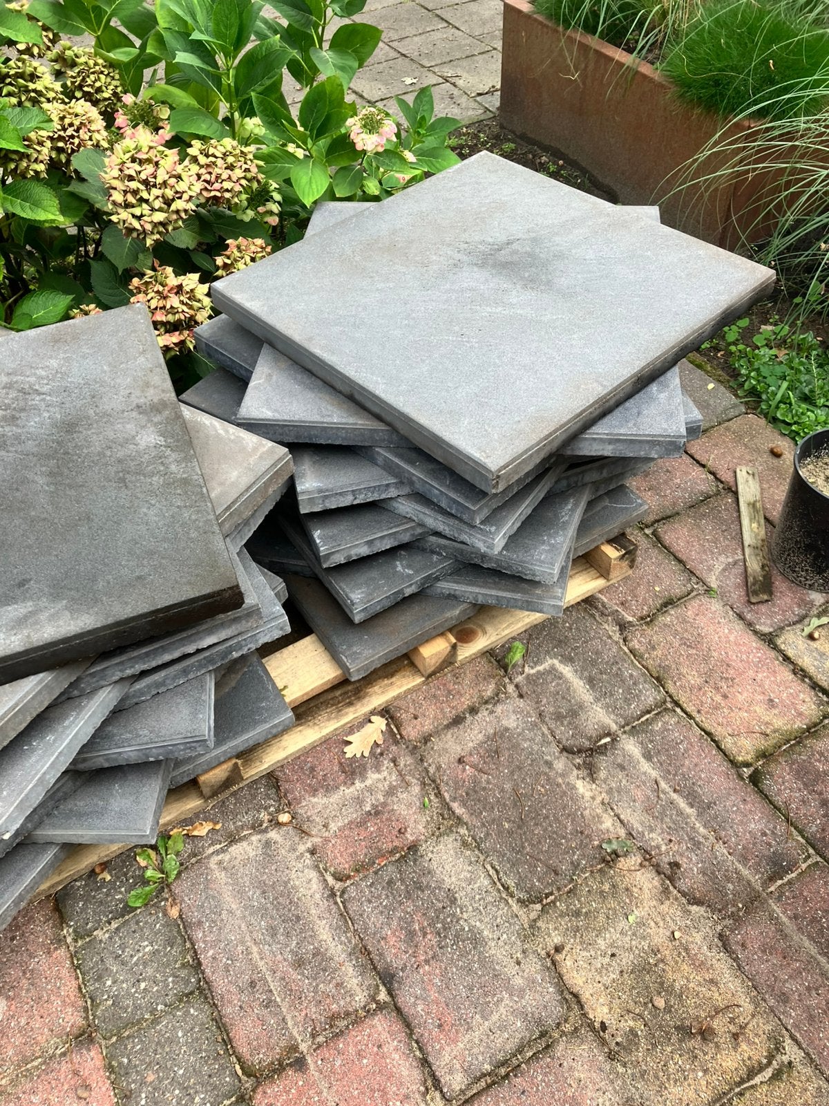 Betontegels 60x60x4 (niet gebruikt), Tuin en Terras, Tegels en Klinkers, Ophalen, Zo goed als nieuw, Beton, Terrastegels