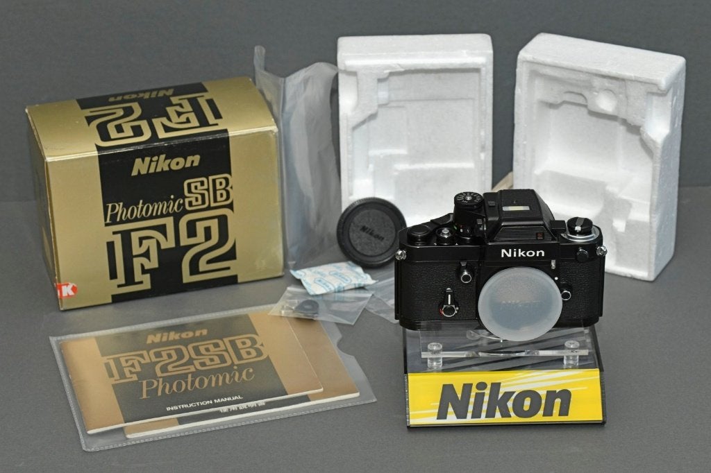 nikon f2sb, f2 dp-3, 99,8% mint, box, manual, new seals,top, Ophalen of Verzenden, Zo goed als nieuw, Spiegelreflex, Nikon