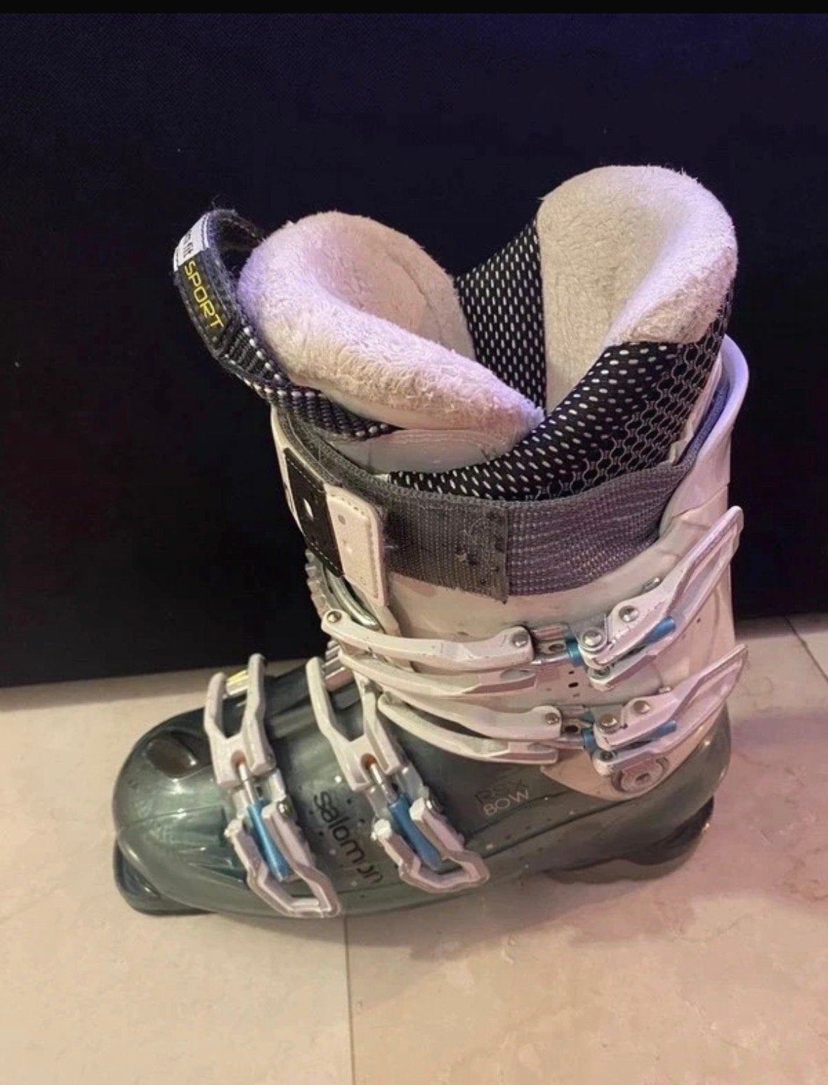 Salomon skischoenen maat 25 (maat 39/40), Sport en Fitness, Schoenen, Zo goed als nieuw, Skiën, Salomon