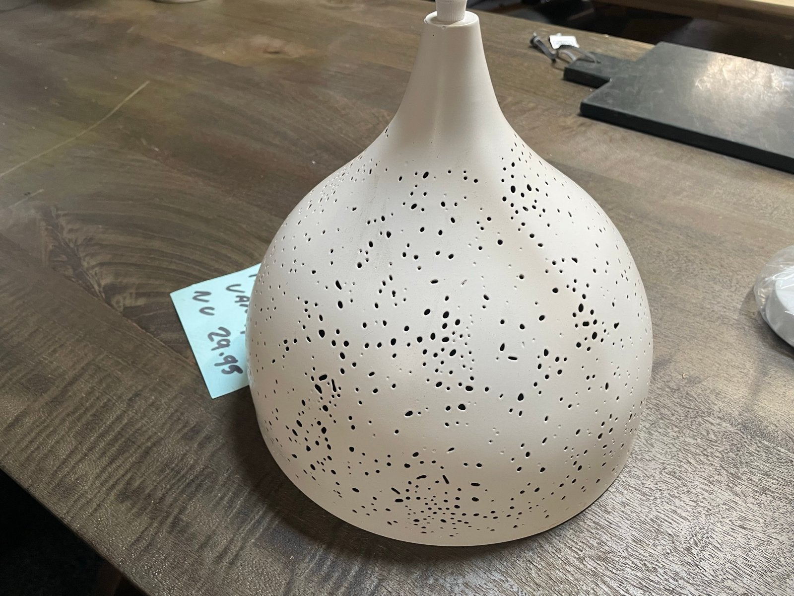 Moderne hanglamp met geperforeerd design, Ophalen, Nieuw, Metaal, E27 (groot)