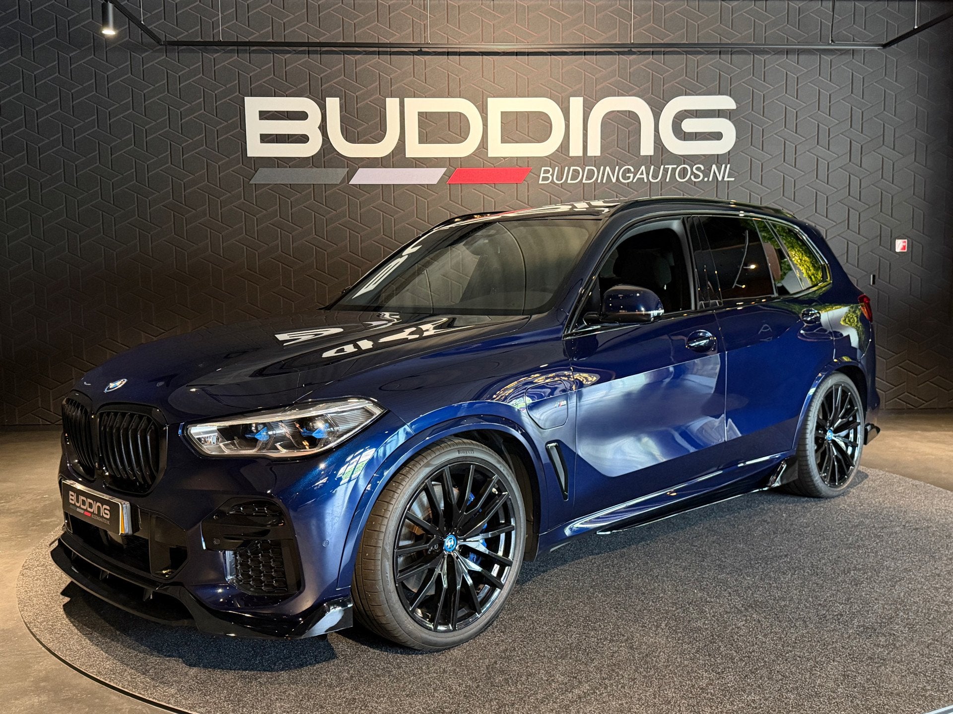 BMW X5 xDrive45e High Exe | M-sport | Pano | Trekhaak | Lase, Gebruikt, Vierwielaandrijving, Hybride Elektrisch/Benzine, 2998 cc