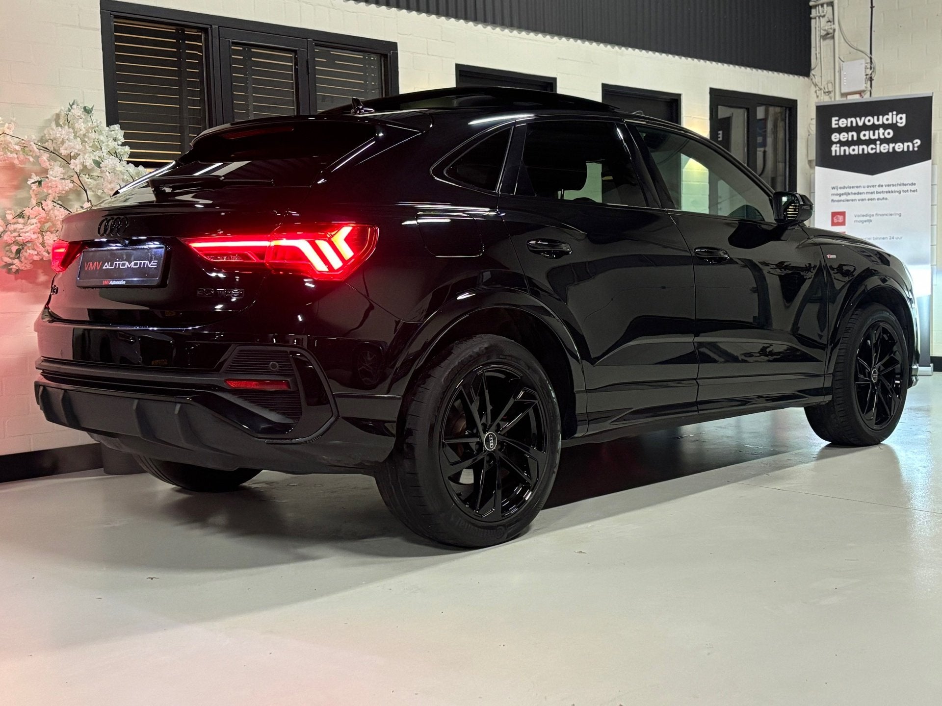 Audi Q3 Sportback 35 TFSI 3x S-line |Pano|leder|sfeerverlich, Auto's, 15 km/l, Zwart, 4 cilinders, 150 pk