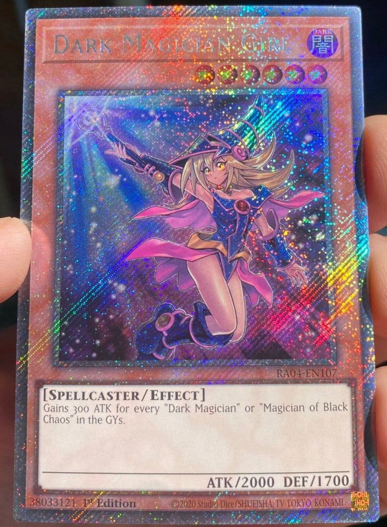 Yu-Gi-Oh! Dark Magician Girl RA04 1st Edition !, Hobby en Vrije tijd, Verzamelkaartspellen | Yu-gi-Oh!, Ophalen of Verzenden, Zo goed als nieuw