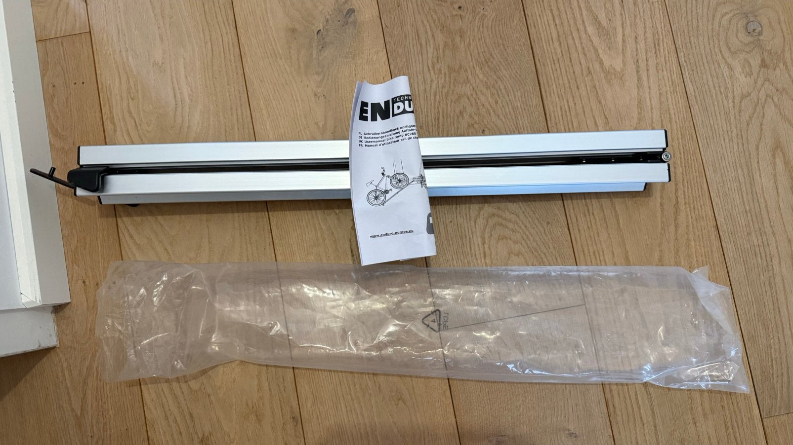 Oprijgoot enduro foetsendrager, Ophalen of Verzenden, Nieuw, Fietsendrager-accessoire