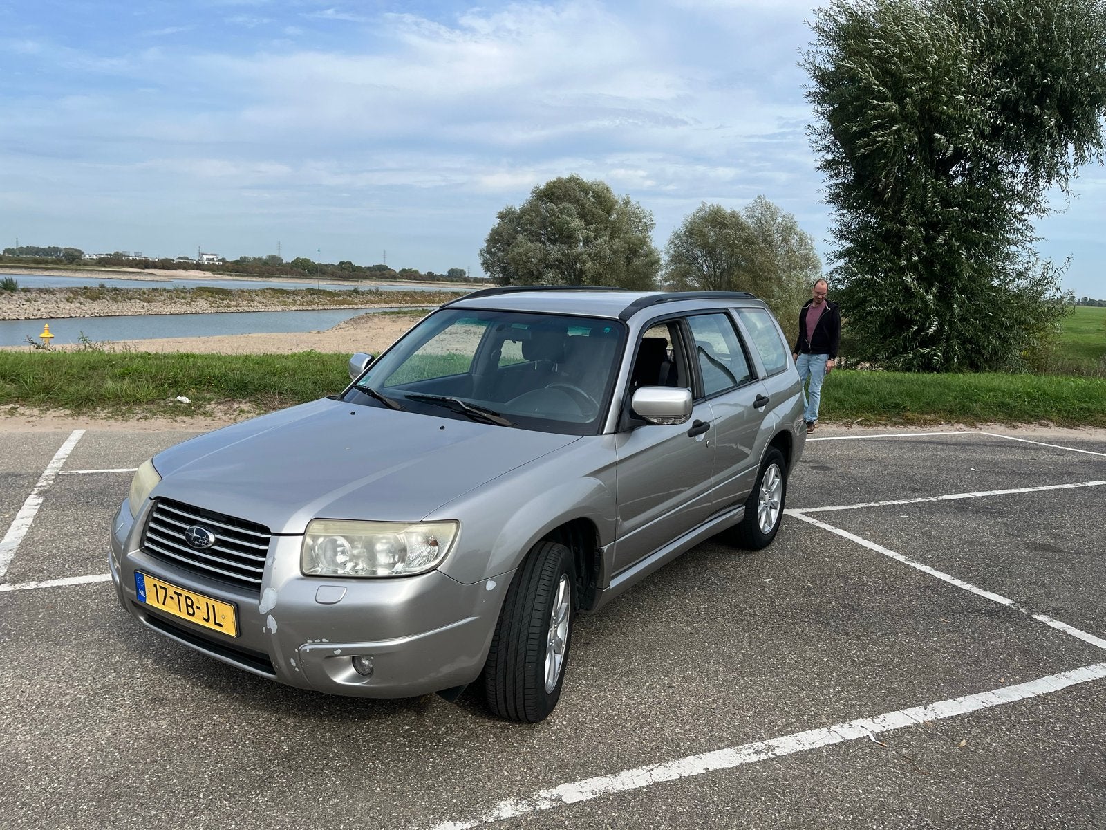 Subaru Forester 2.0 116KW AWD AUT 2006 Grijs lpg g3, 1441 kg, 4 cilinders, 157 pk, 75 €/maand