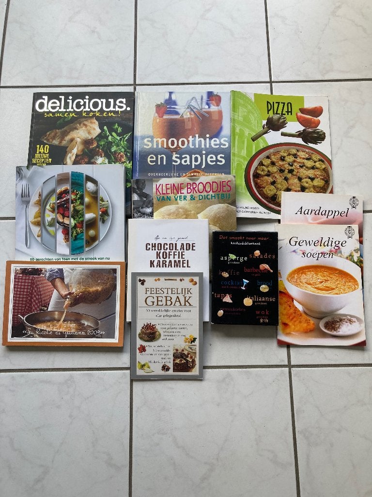 11 kookboeken en bakboeken, diverse, Onbekend, Vegetarisch, Ophalen of Verzenden, Zo goed als nieuw