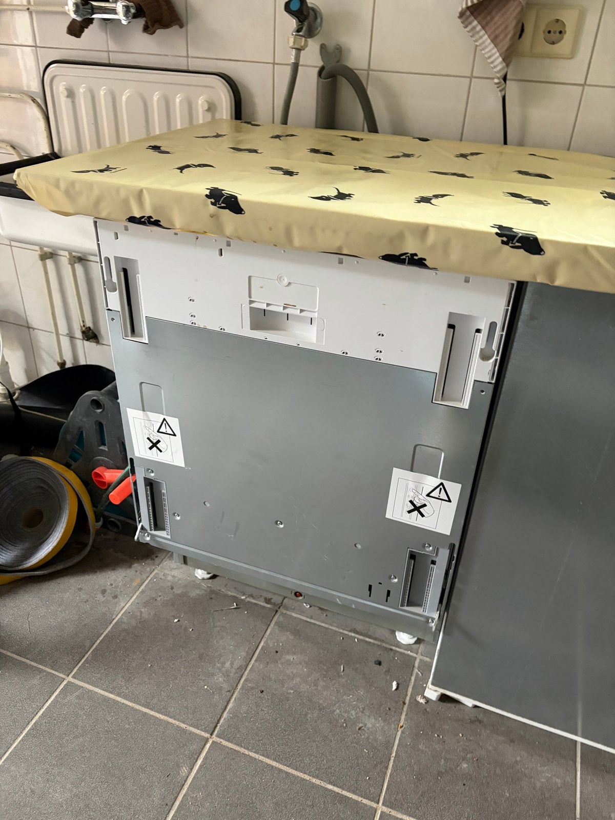 Bosch Koelkast met Miele Kookplaat en Vaatwasser, 75 tot 100 liter, 45 tot 60 cm, Ophalen, 85 tot 120 cm