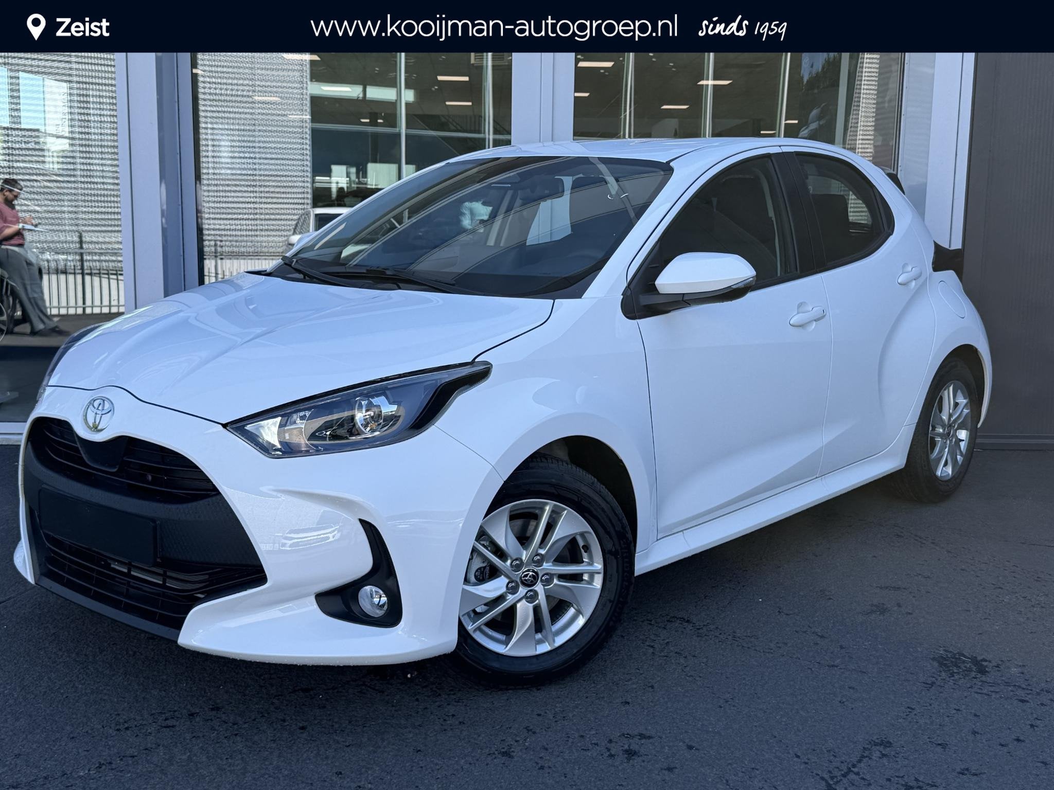 Toyota Yaris 1.5 Hybrid 115 Active Nieuw & Direct leverbaar, Auto's, Stof, Euro 6, 116 pk, Wit
