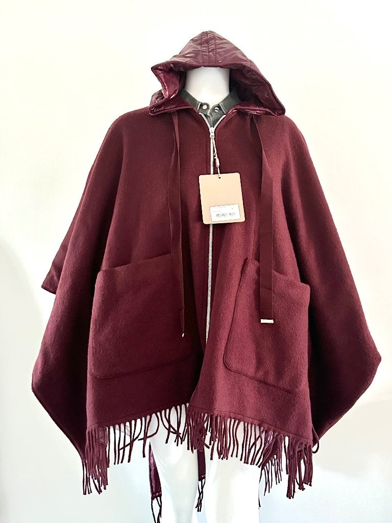 Herno poncho met franje en gewatteerd maat M, Kleding | Dames, Maat 38/40 (M), Verzenden, Nieuw, Herno