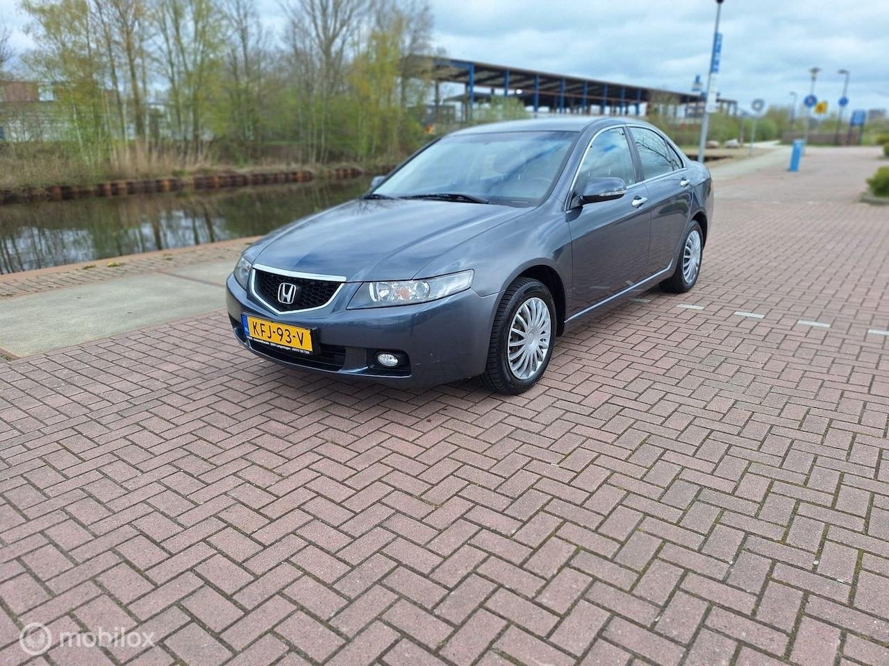 Honda Accord 4 2.0i Comfort, Auto's, 1998 cc, Gebruikt, 4 cilinders, Bedrijf