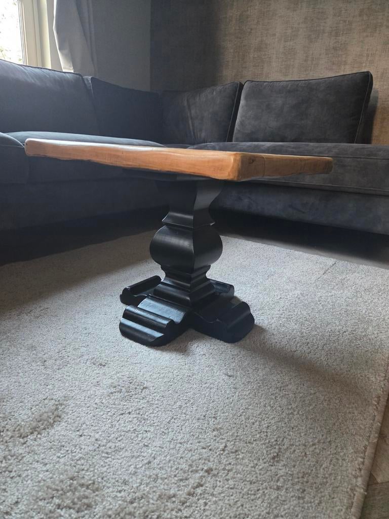 Mooi eiken tafeltje met zwarte kloosterpoot, Ophalen, Gebruikt, 50 tot 100 cm, 50 tot 100 cm
