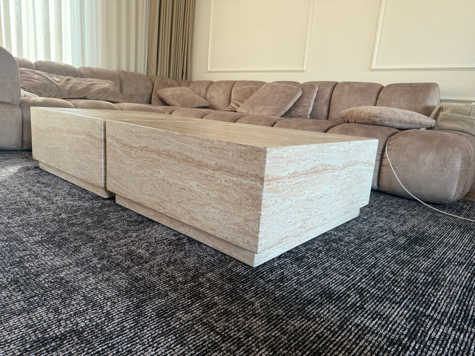 Travertine salontafel, Ophalen