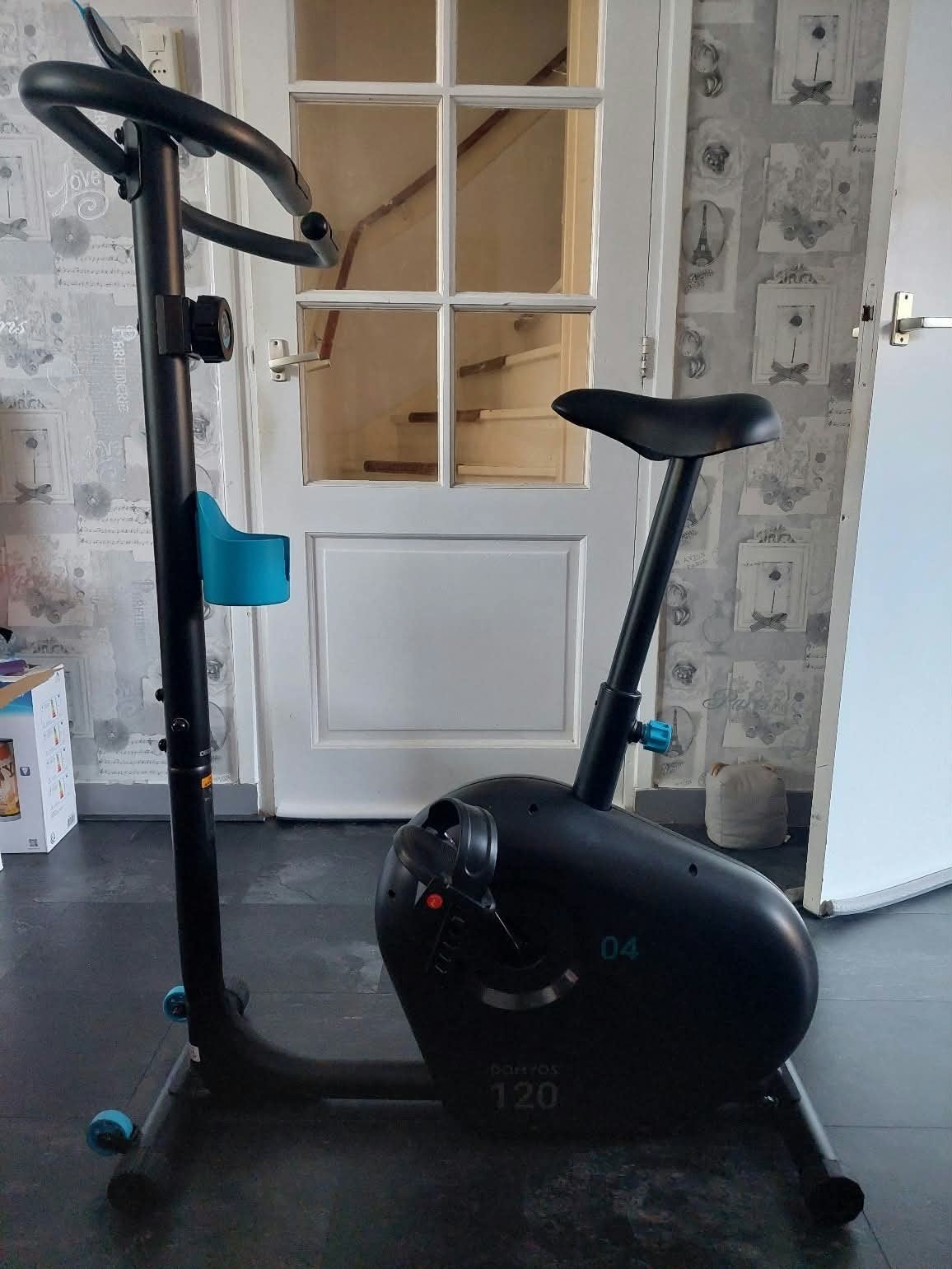 Domyos 120 Hometrainer - Zo goed als nieuw, Ophalen, Zo goed als nieuw, Metaal, Benen