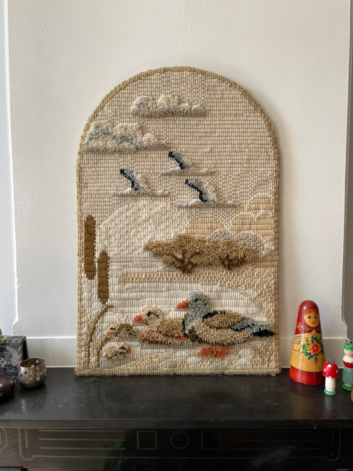 Getuft wandbord pastel aardetinten vintage, Beige, 80 cm, Wandkleed, Ophalen of Verzenden