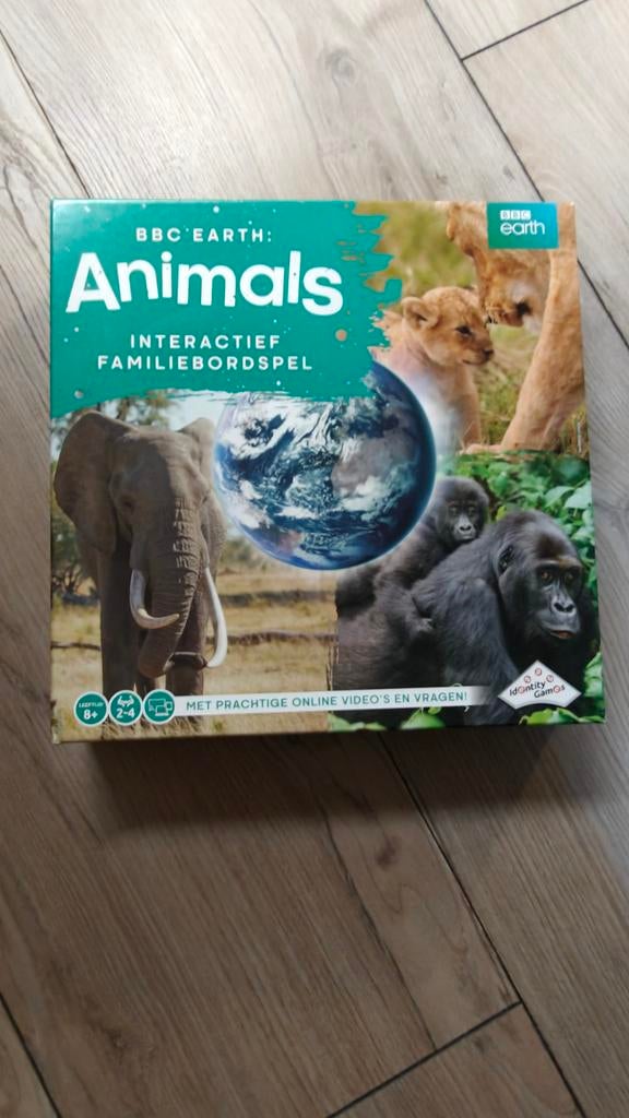 BBC Earth: Animals Interactief Familie Bordspel, Drie of vier spelers, Ophalen, Zo goed als nieuw, Identity Games