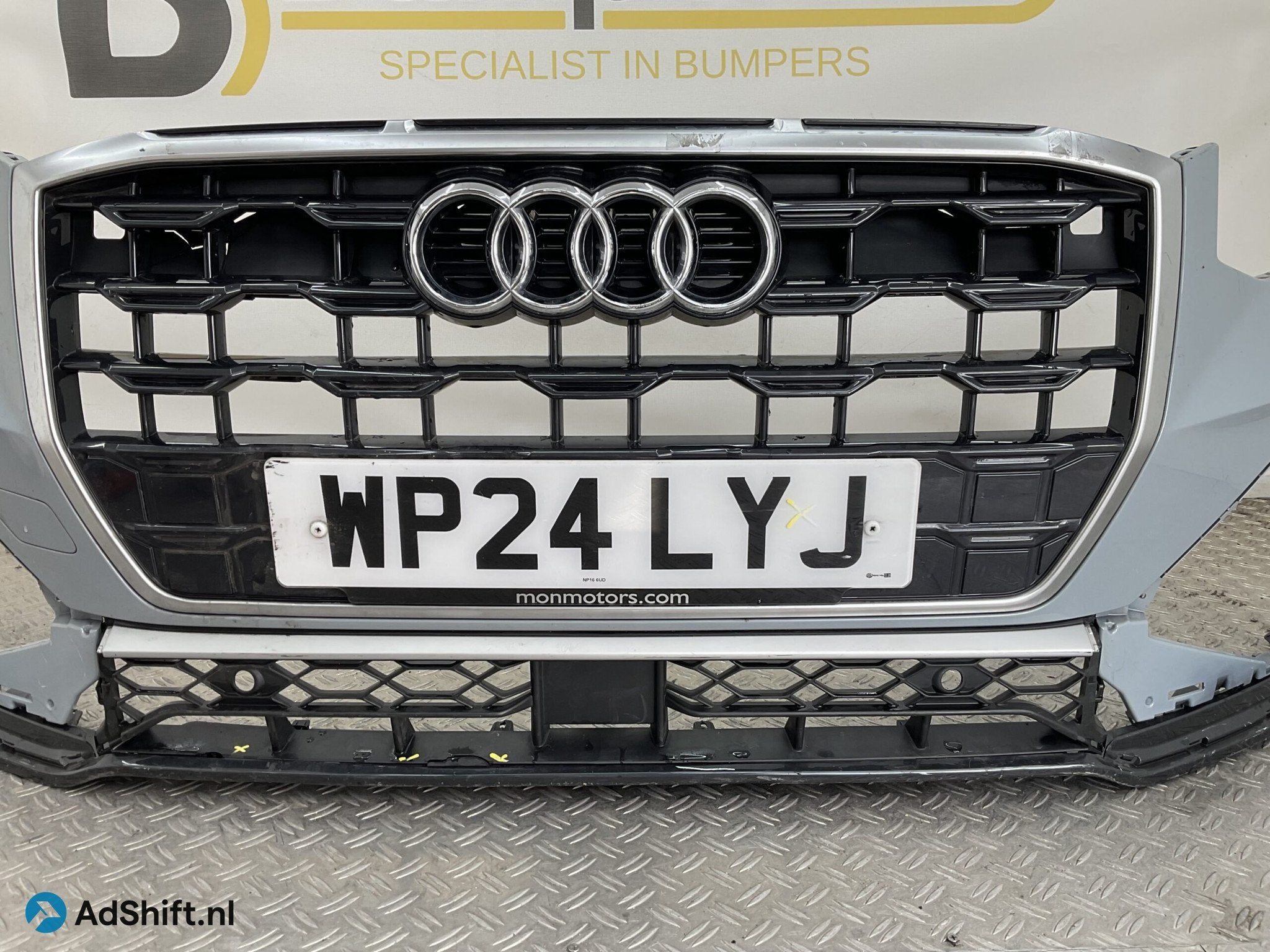 Bumper Audi Q2 Sline S-Line 81A807437G Voorbumper H5-22261, Bumper