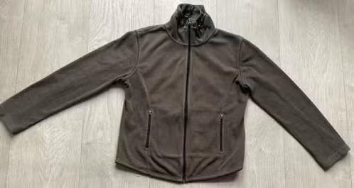 Fleece vest Bruin van Esprit maat L, Bruin, Maat 42/44 (L), Ophalen of Verzenden, Gedragen