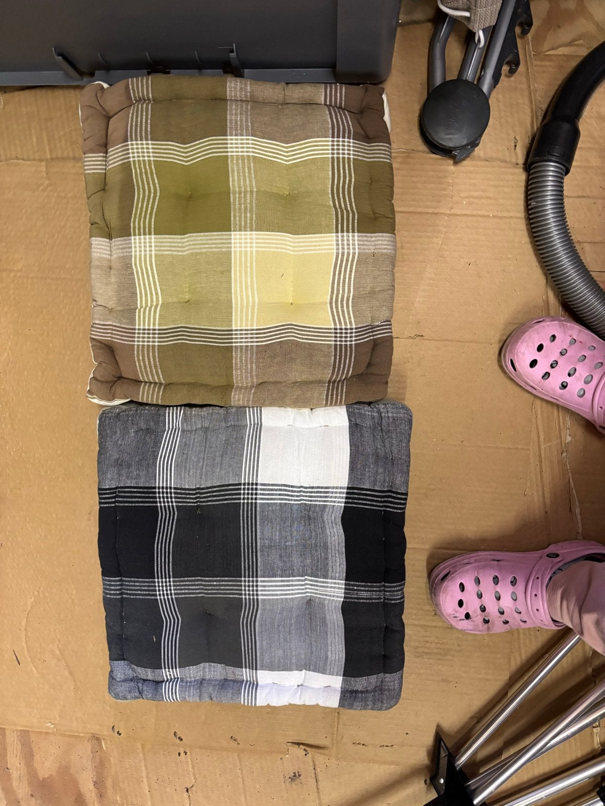 Set van 8 geruite zitkussens 4 /4 groen/bruin en zwart/wit, Ophalen, Overige merken, Gebruikt, Meerkleurig