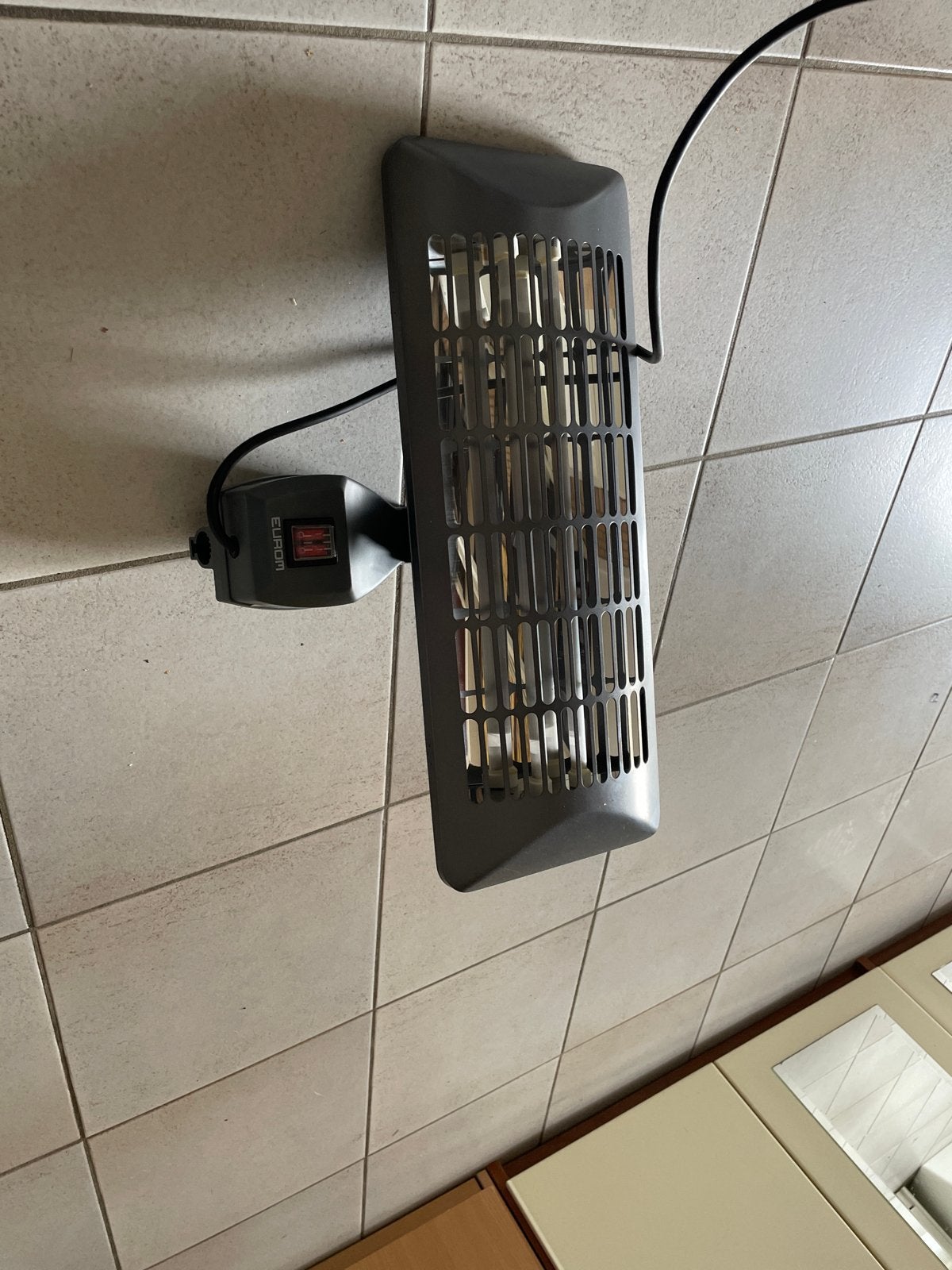 2x Eurom Terrasverwarmer Q-Time 2000 (1x z.g.a.n., 1x met vl, Tuin en Terras, Ophalen of Verzenden, Gebruikt, Elektrisch, Wand