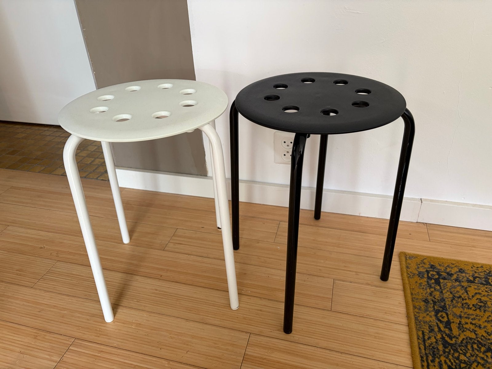 IKEA MARIUS krukken - zwart en wit (2 stuks), Ophalen, Gebruikt, Staal