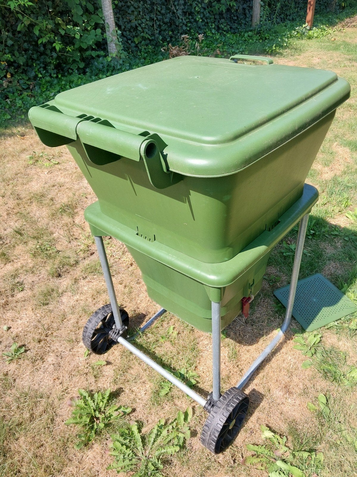 Hungry Bin wormenbak op wielen, Ophalen, Gebruikt