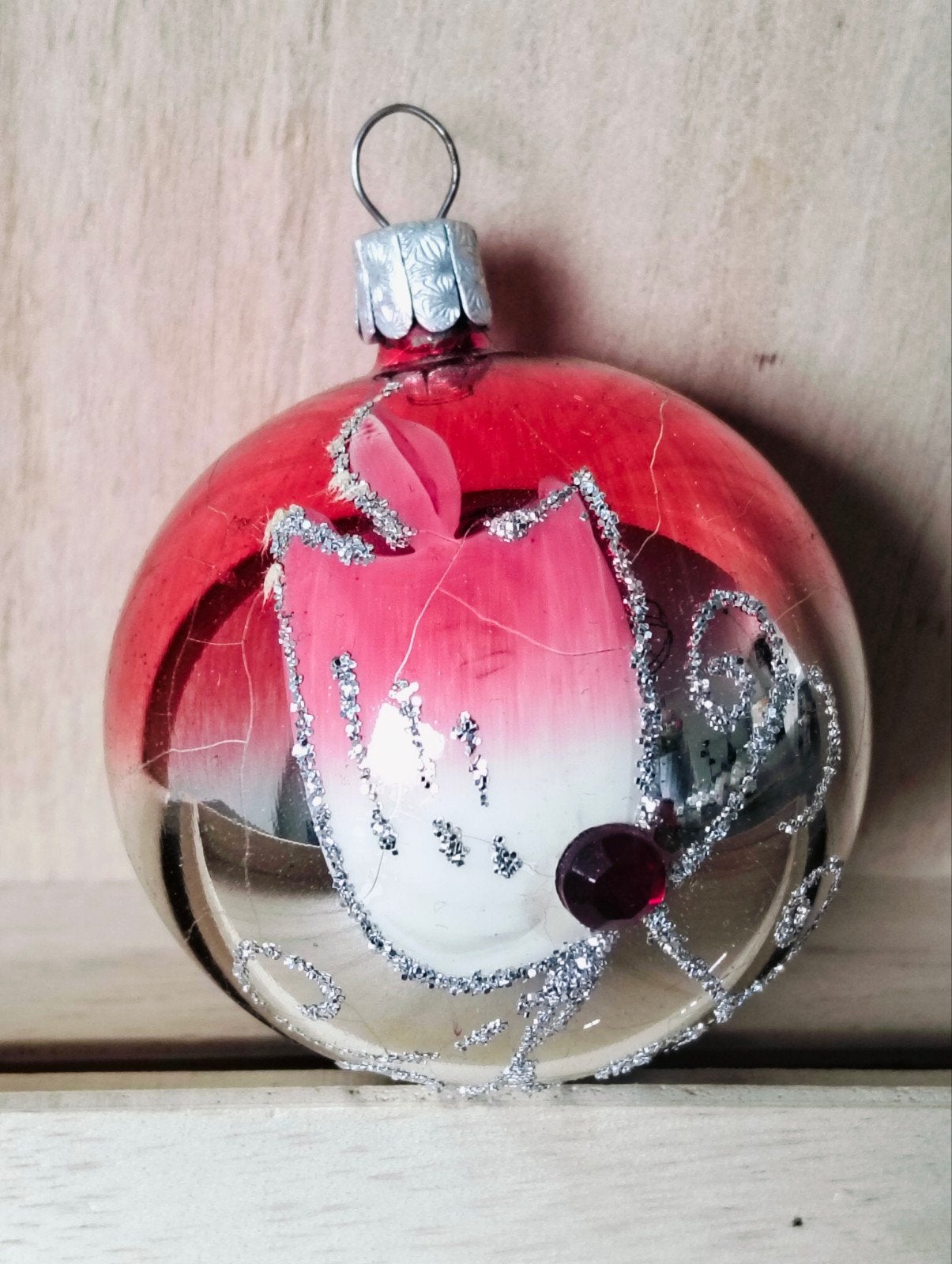 Vintage glazen zilverkleurige/rode kerstbal kaars decor, Diversen, Kerst, Ophalen of Verzenden, Gebruikt
