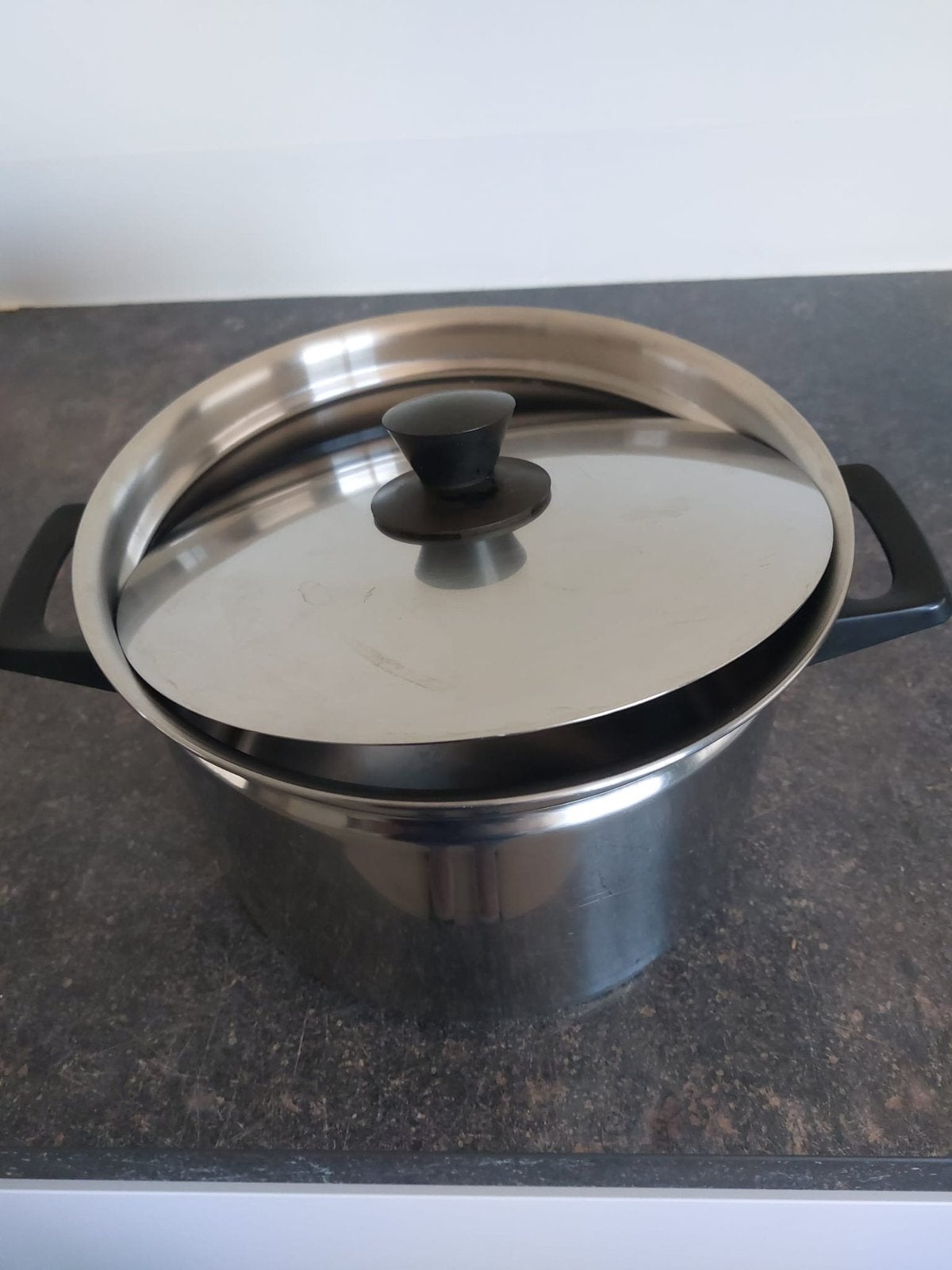 Sola Kookpan / Soeppan – 6 Liter – RVS met koudgrepen (KWF), Ophalen of Verzenden, Zo goed als nieuw, Rvs
