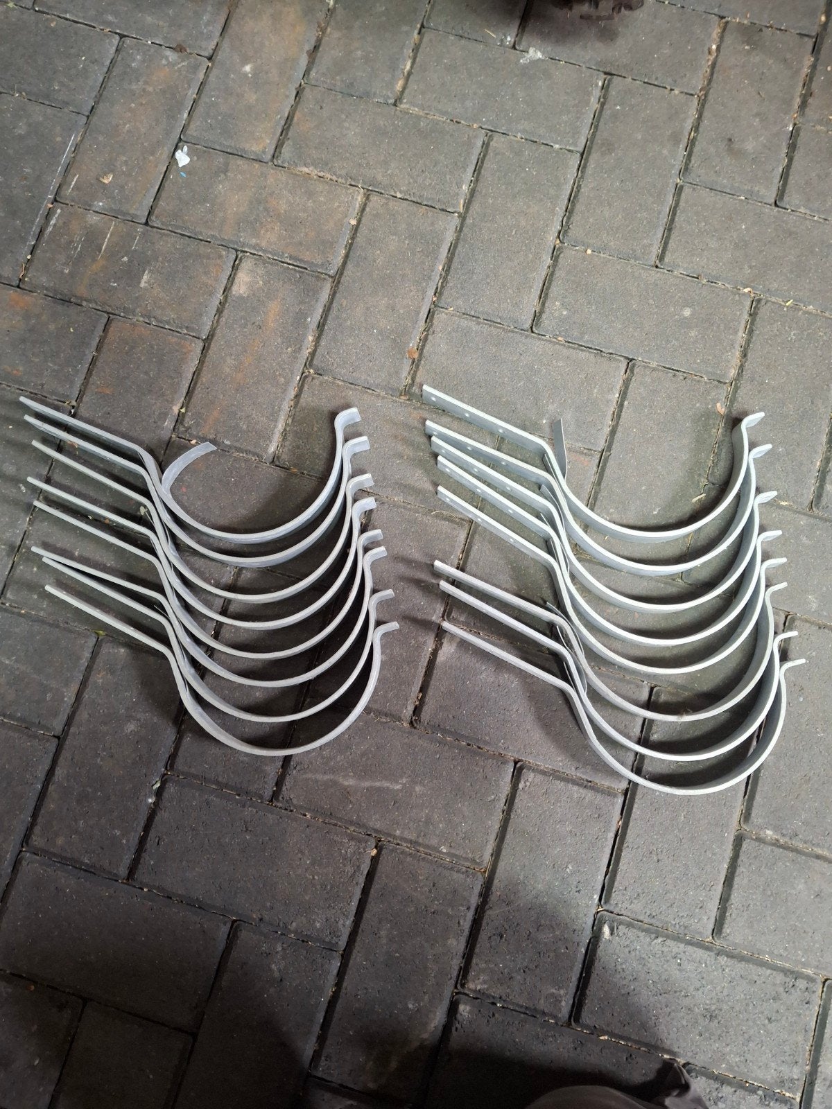 Dakgootbeugels - Set van 16 stuks, Ophalen, Overige materialen, Zo goed als nieuw, Minder dan 2 meter