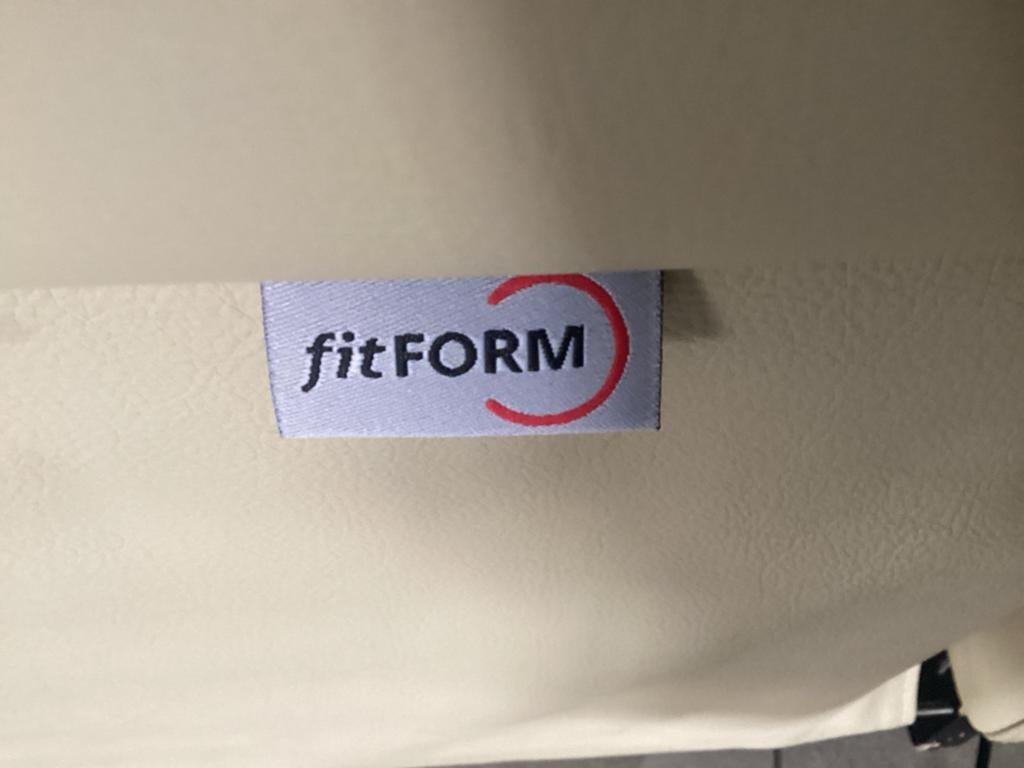 Fitform leren sta-op stoel met 3 motoren extra sta op knop, Huis en Inrichting, Fauteuils, Ophalen of Verzenden, Zo goed als nieuw