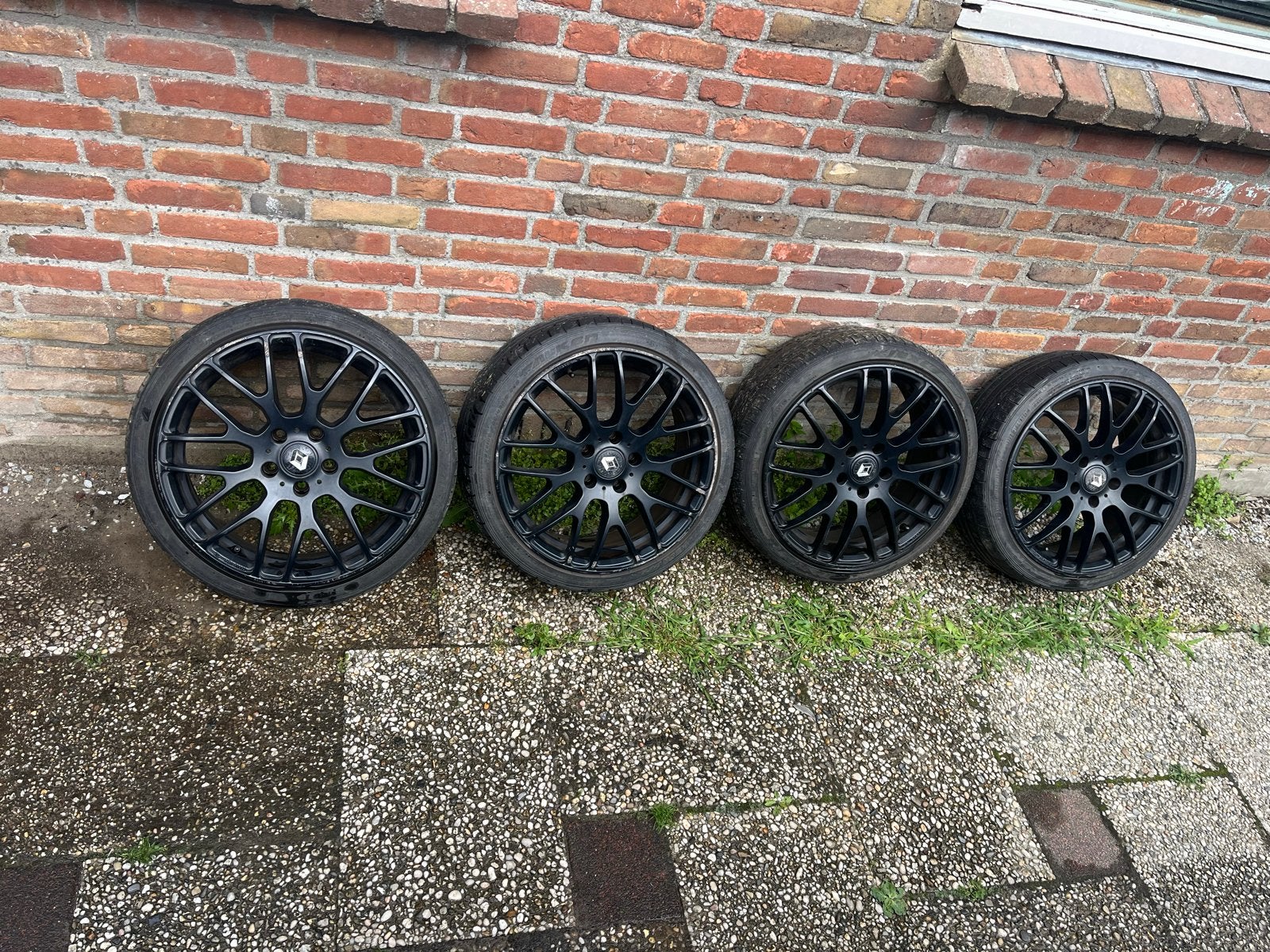 Platina P70 Zwart 18" – 5x114.3, Ophalen, 18 inch, Gebruikt, Banden en Velgen
