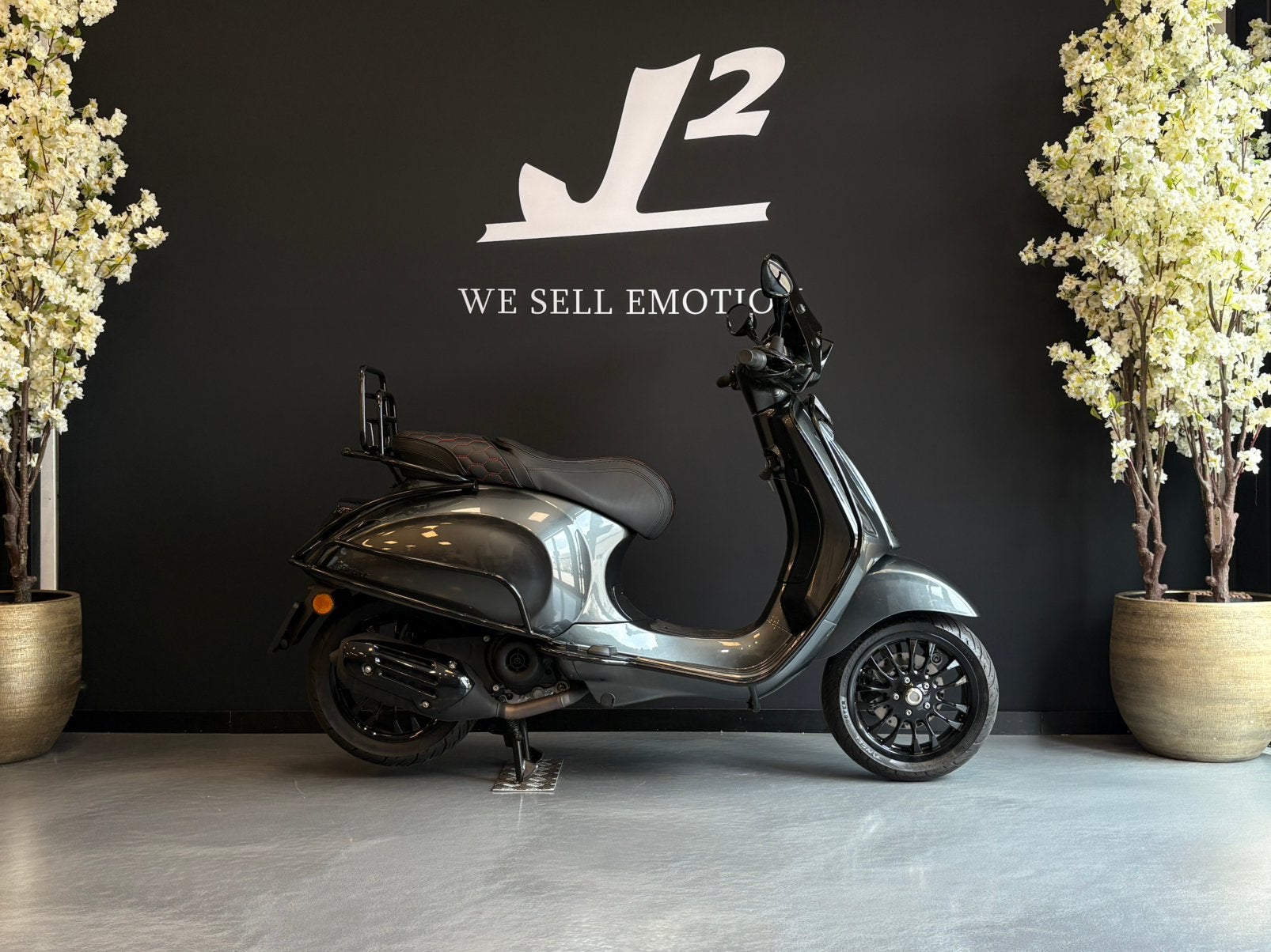 Vespa Sprint | Daytona Grau | Brom | 2022 | 541 km, ., Maximaal 45 km/u, Ophalen of Verzenden, Zo goed als nieuw