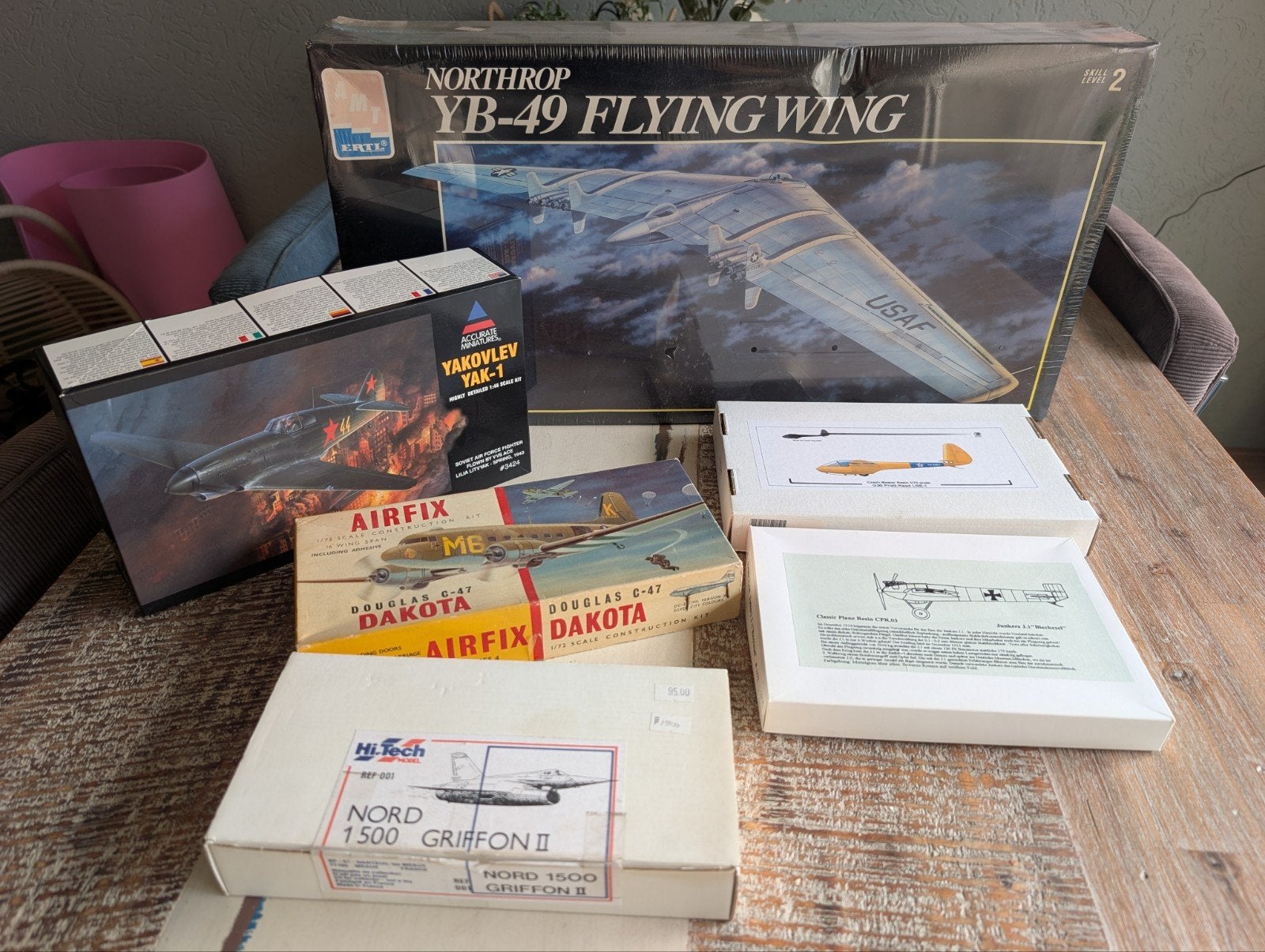 Partij vintage modelbouwkits oa – Northrop YB-49 Flying Wing, Ophalen of Verzenden, 1:72 tot 1:144, Overige merken