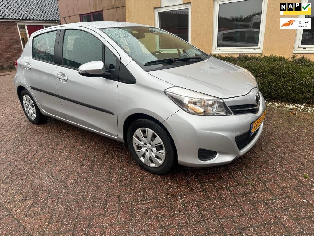 Toyota Yaris 1.3 VVT-i Aspiration CARPLY CAMRERA AUTOMAAT, 4 cilinders, Bedrijf, 99 pk, 550 kg