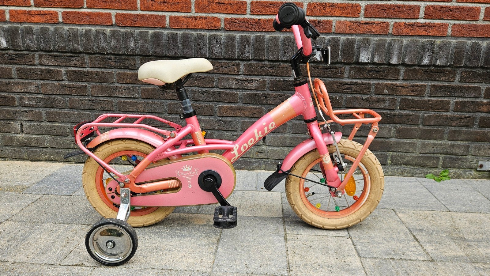 Loekie Prinses 12 inch meisjesfiets, Ophalen, Terugtraprem, Zijwieltjes, Gebruikt