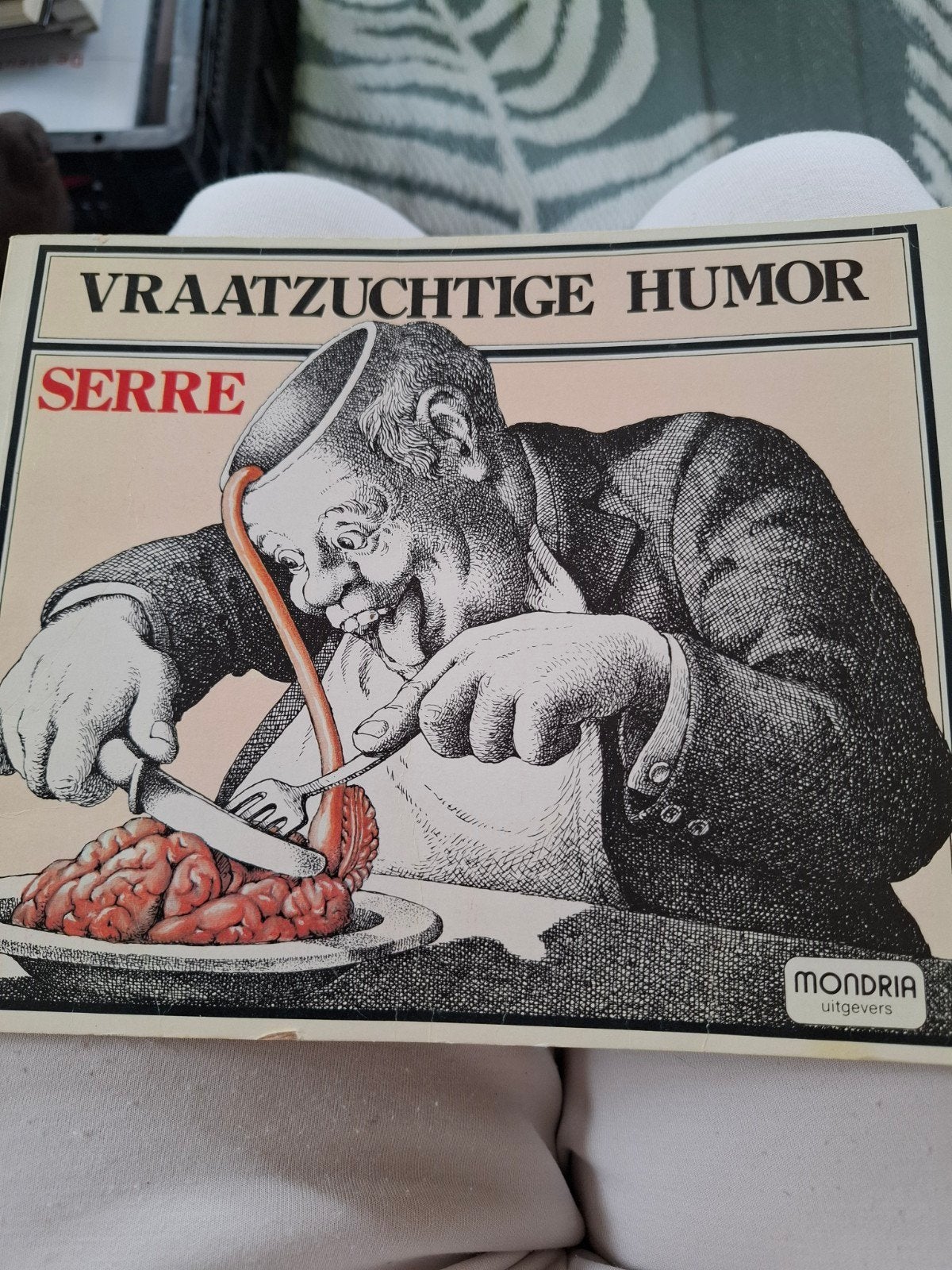 Vraatzuchtige Humor - Serre (Mondria Uitgevers), Ophalen of Verzenden, Gelezen, Serre, Cartoons