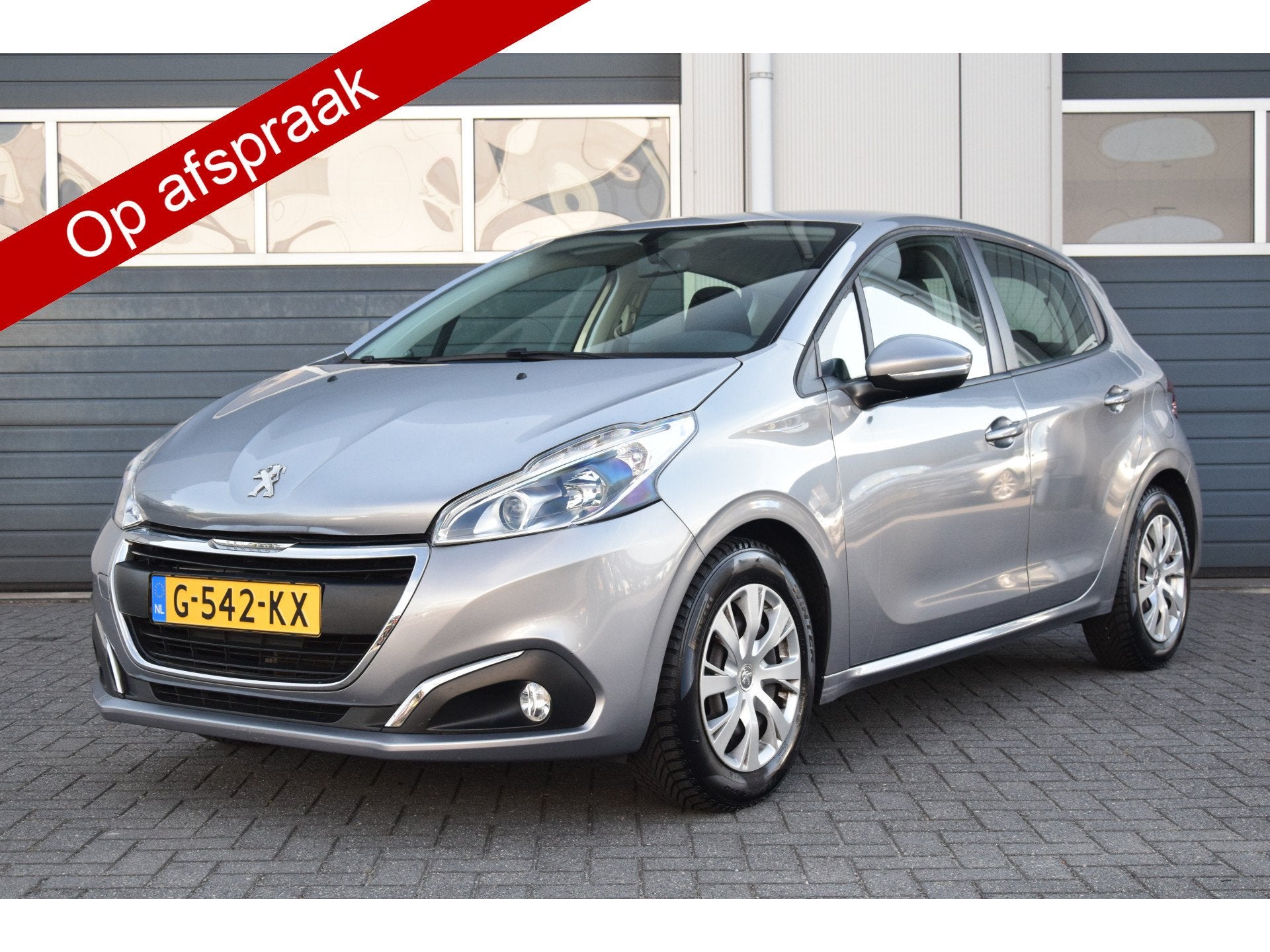 Peugeot 208 1.2 PureTech Blue Lease Active Navi/Carplay Airc, 83 pk, Stof, 1199 cc, Origineel Nederlands