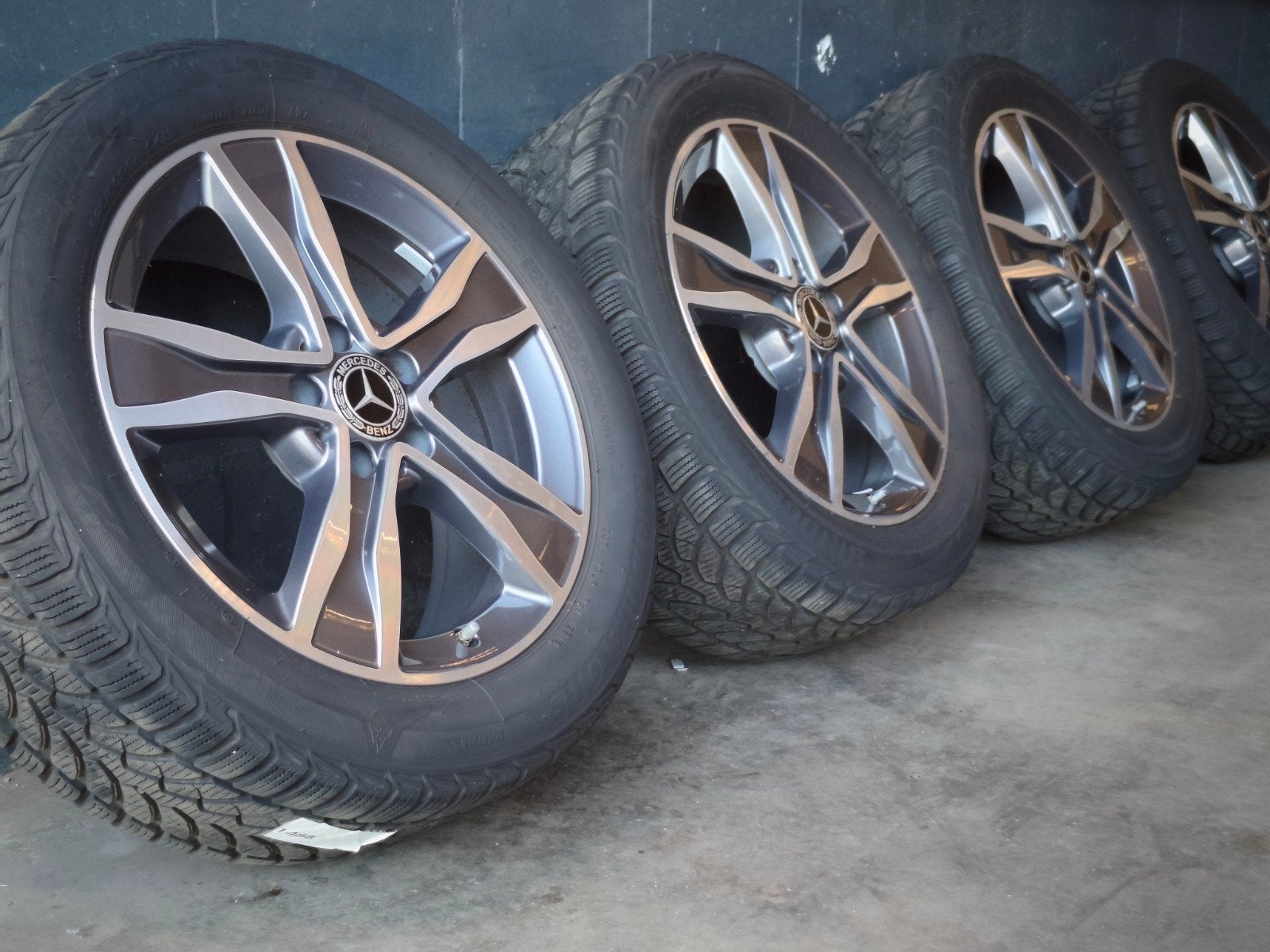 17" Originele Mercedes C Klasse W205 Winterset Bridgestone, Auto-onderdelen, Info@mercedes-benz.nl, Gebruikt, 3439LD, Banden en Velgen