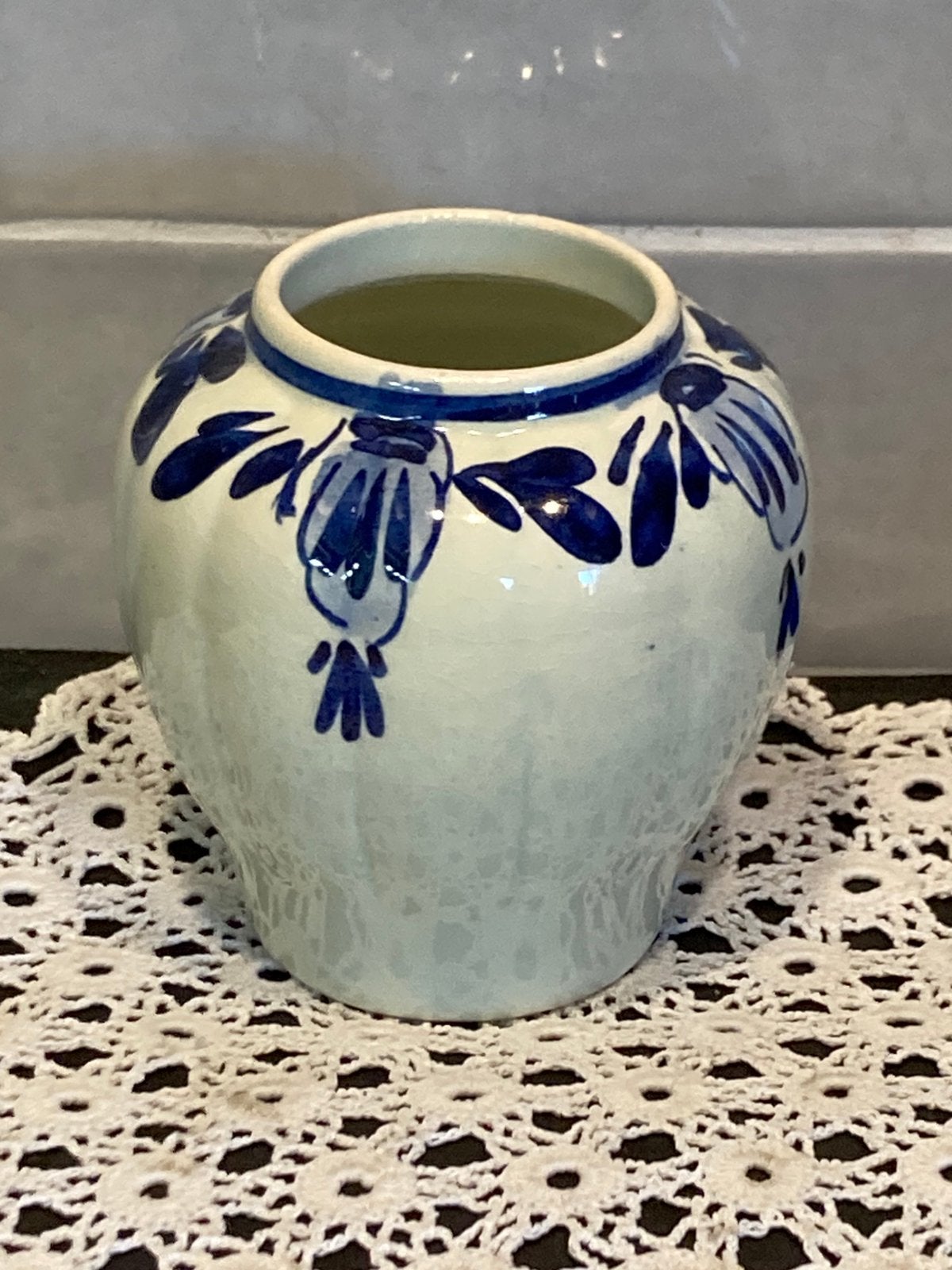 Klein Delfts Blauw vaasje (120326h), Ophalen of Verzenden