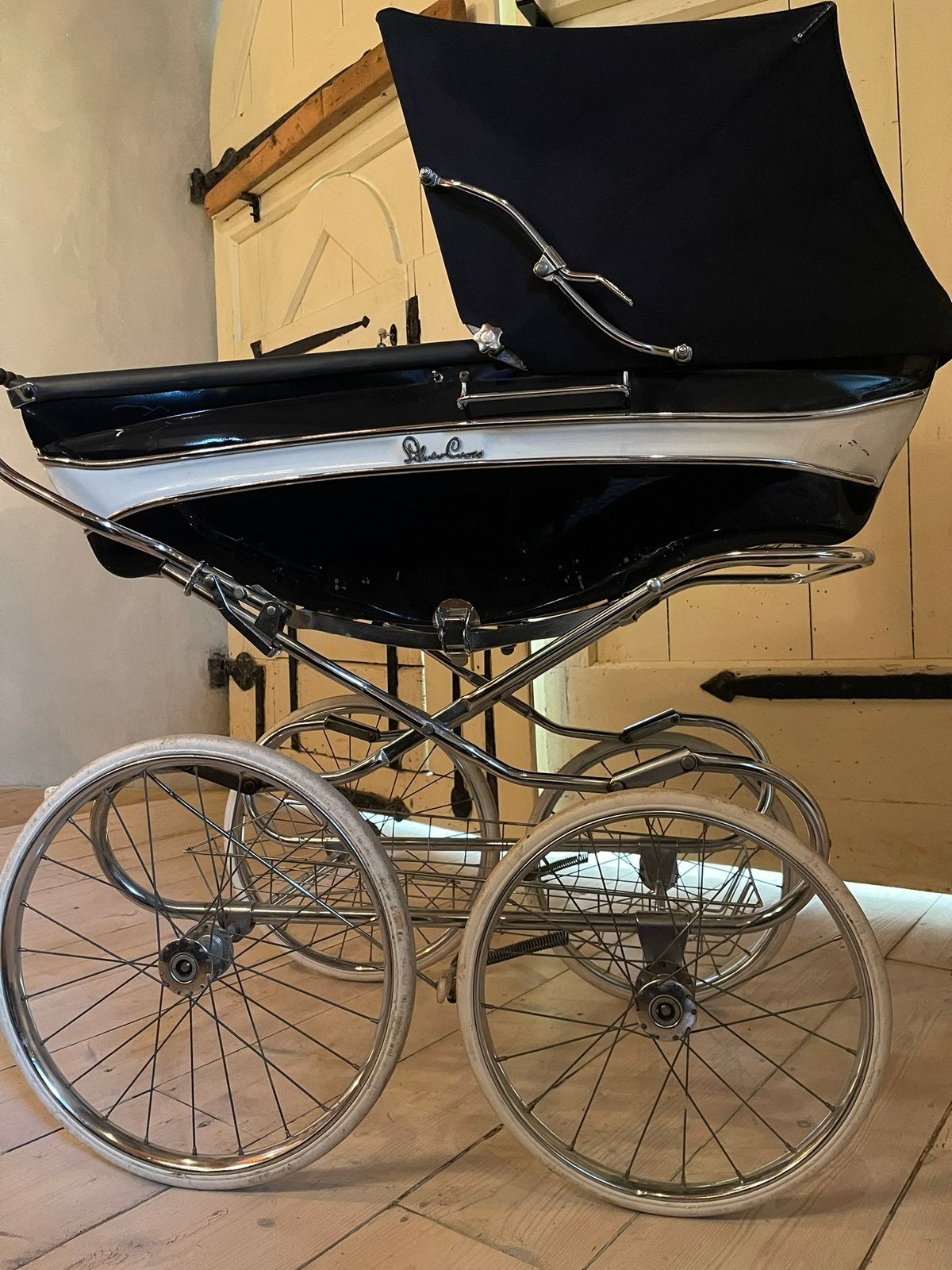 Vintage kinderwagen Silvercross jaren 60, Gebruikt, Met reiswieg, Ophalen, Kinderwagen