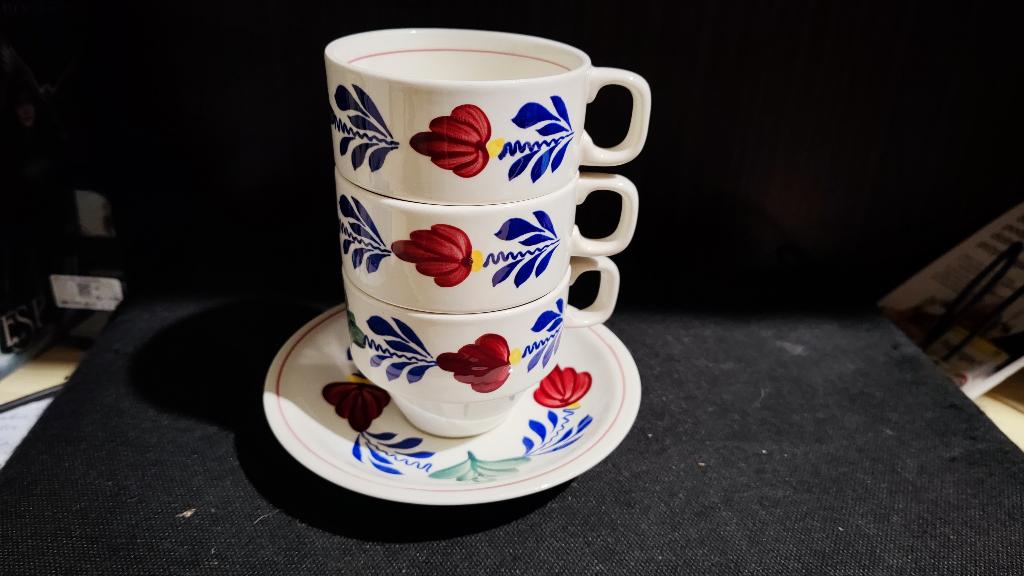 Vintage Boch Belgium "Bernadette", Verzenden