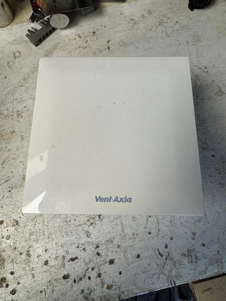 Vent-Axia Azur 100TDHS badkamer ventilator, Ophalen, Gebruikt