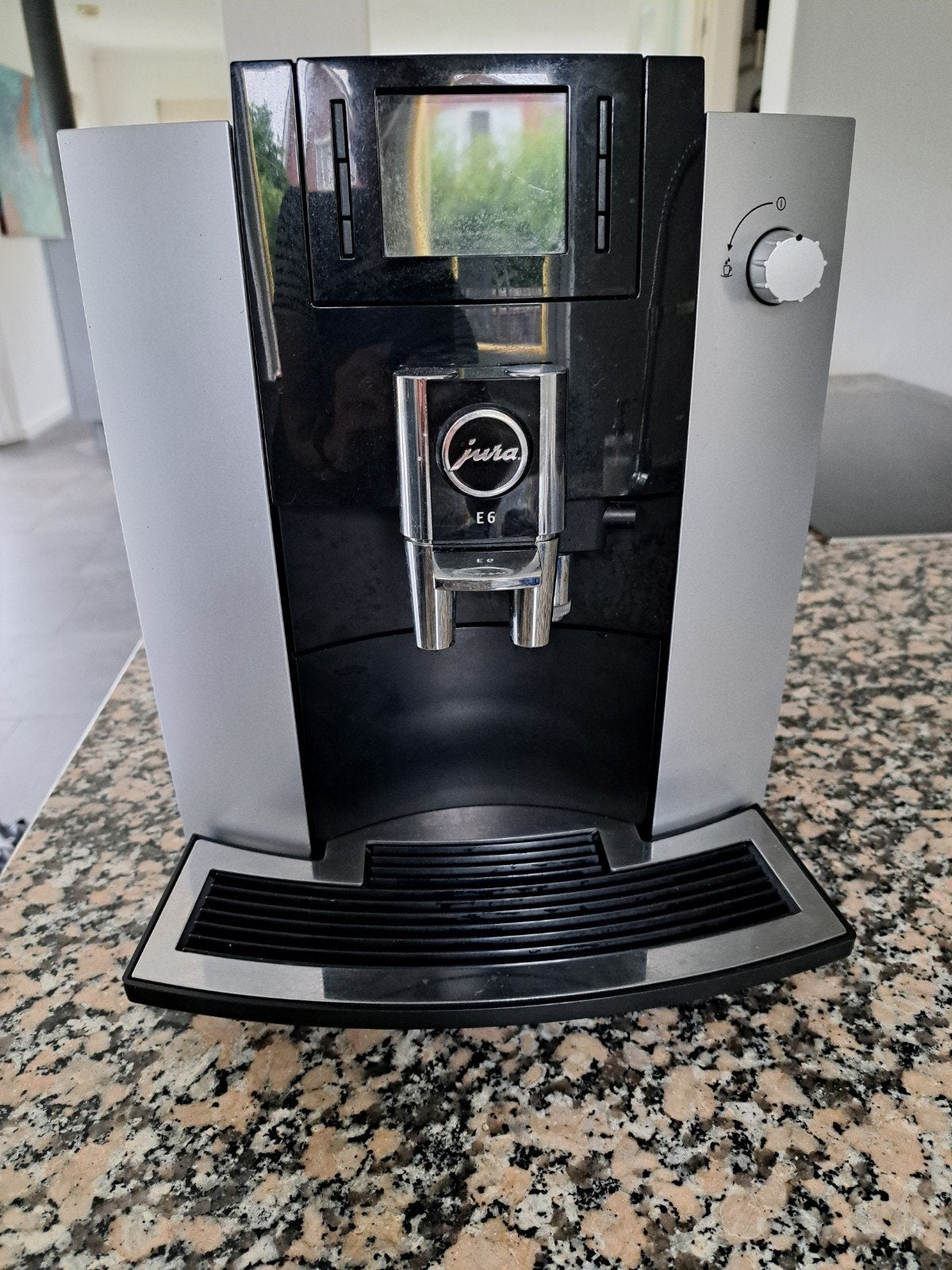 Jura E6, Witgoed en Apparatuur, Koffiezetapparaten, Gebruikt, Koffiebonen, Koffiemachine, Ophalen