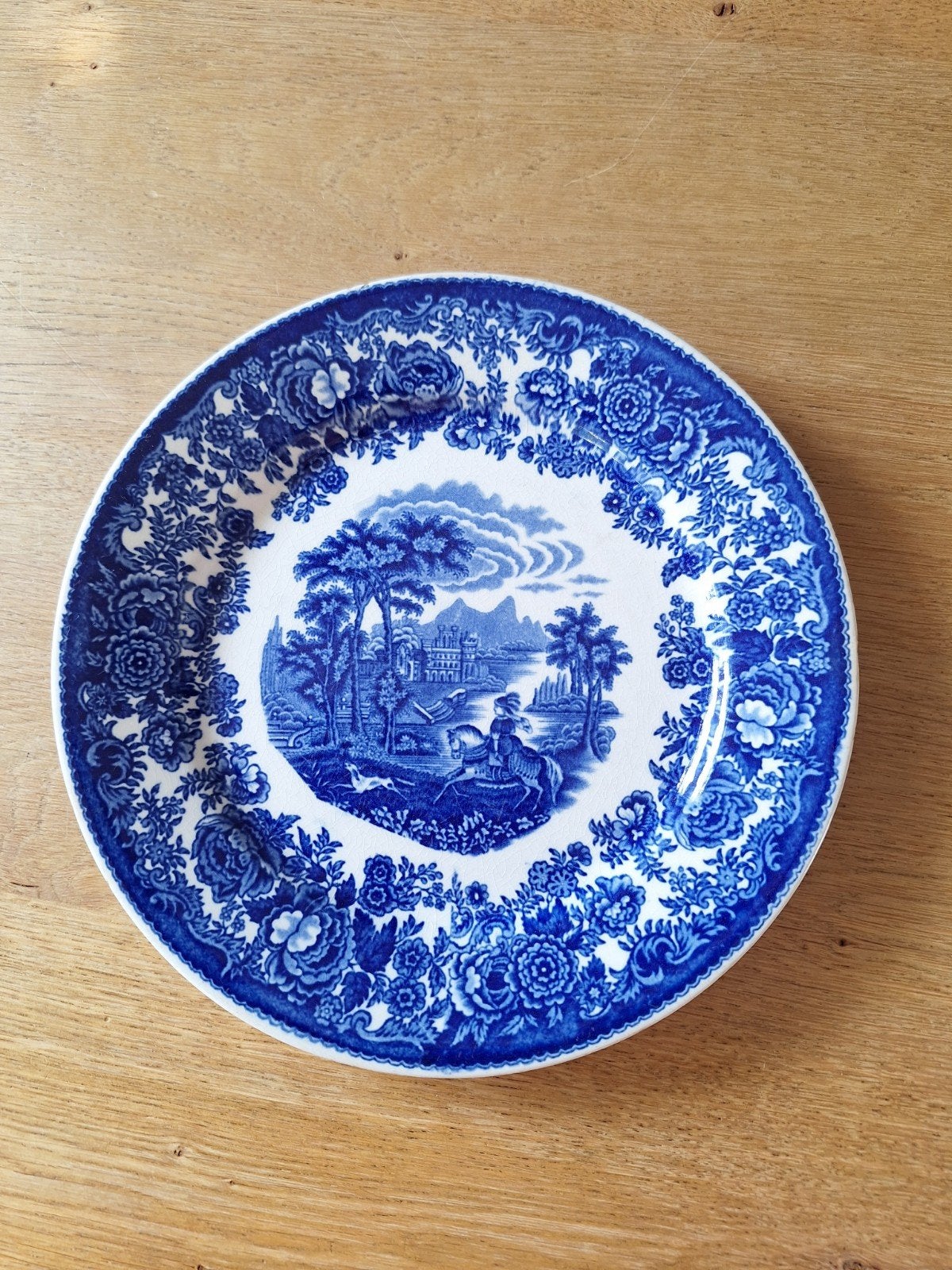 Bord Amazon Petrus Regout Maastricht, 24 cm, Antiek en Kunst, Ophalen of Verzenden