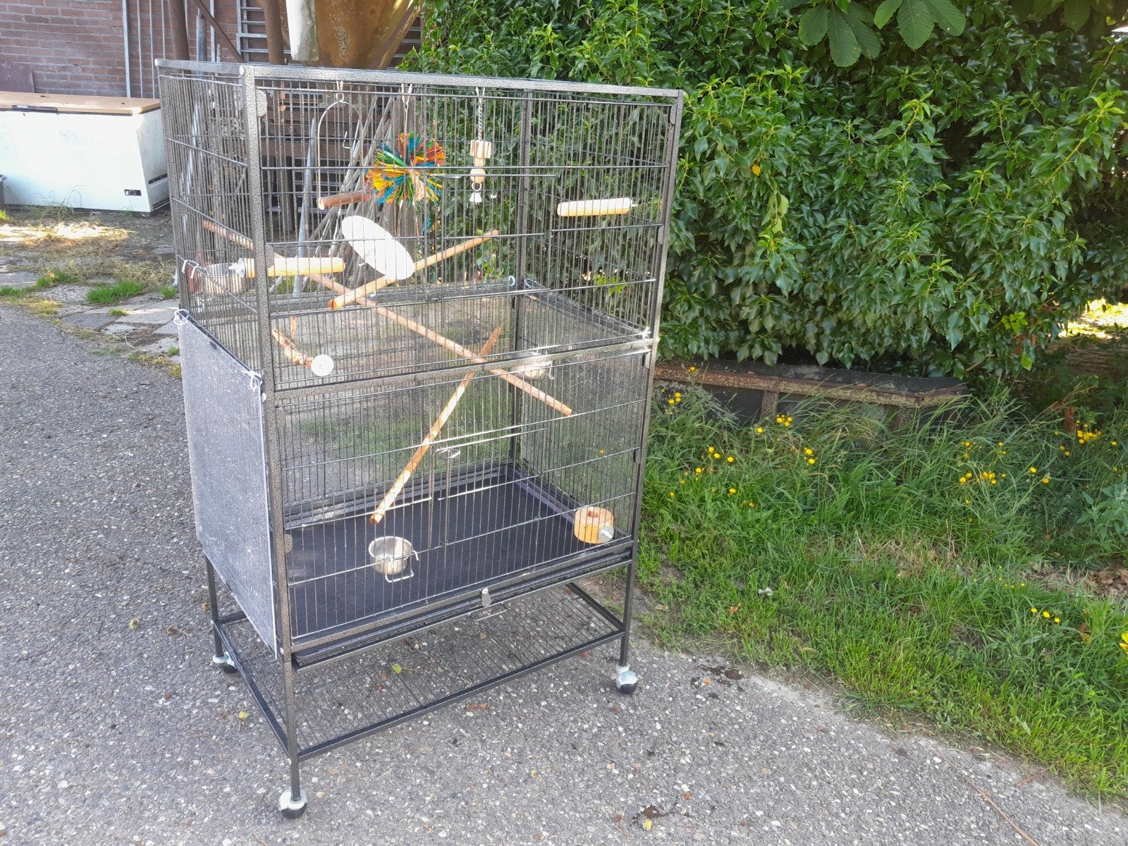prachtige grote vogelkooi kamervoliere, Ophalen, Zo goed als nieuw, Metaal, Vogelkooi