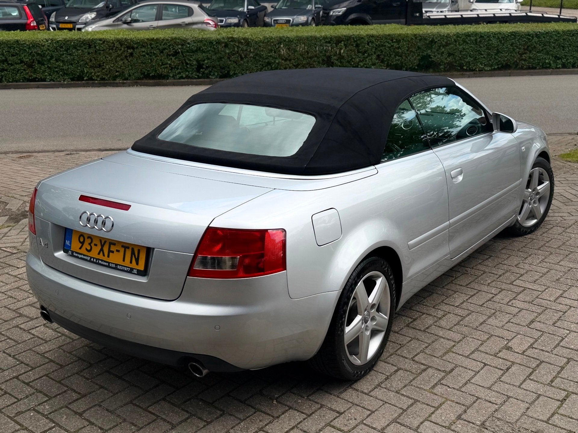 Audi A4 Cabriolet 1.8 Turbo Exclusive CABRIO LEDER/STOELVERW, Voorwielaandrijving, Gebruikt, Zwart, 4 cilinders