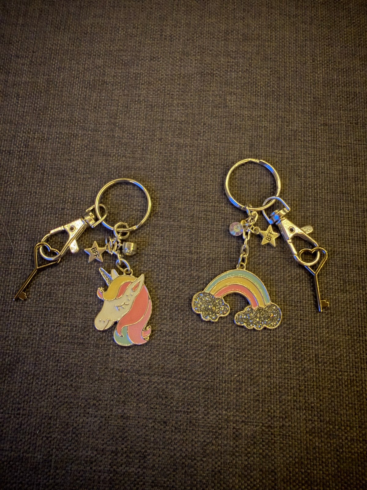 Eenhoorn en Regenboog Sleutelhangers - BFF Set, Ophalen of Verzenden, Nieuw, Knuffel of Figuurtje