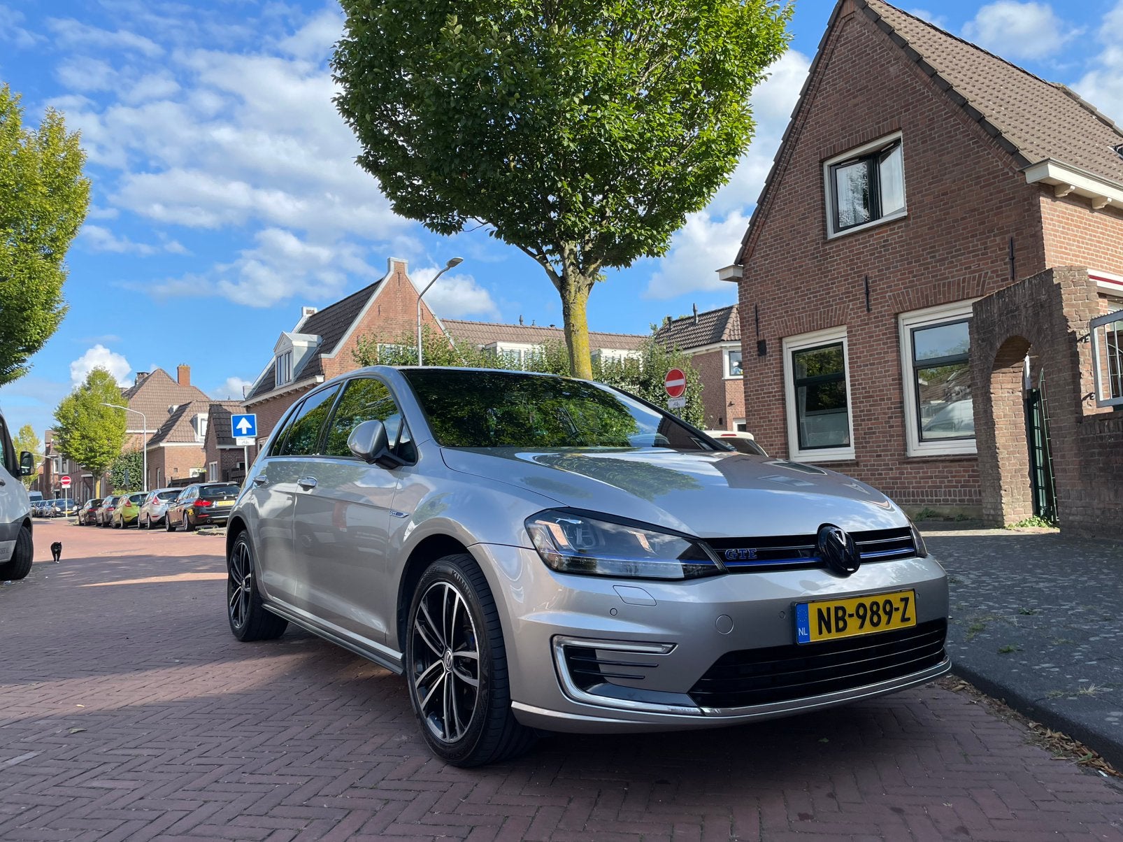 Volkswagen Golf 1.4 TSI Phev GTE 5D 2016 Grijs, Bluetooth, Stof, 4 cilinders, 1395 cc