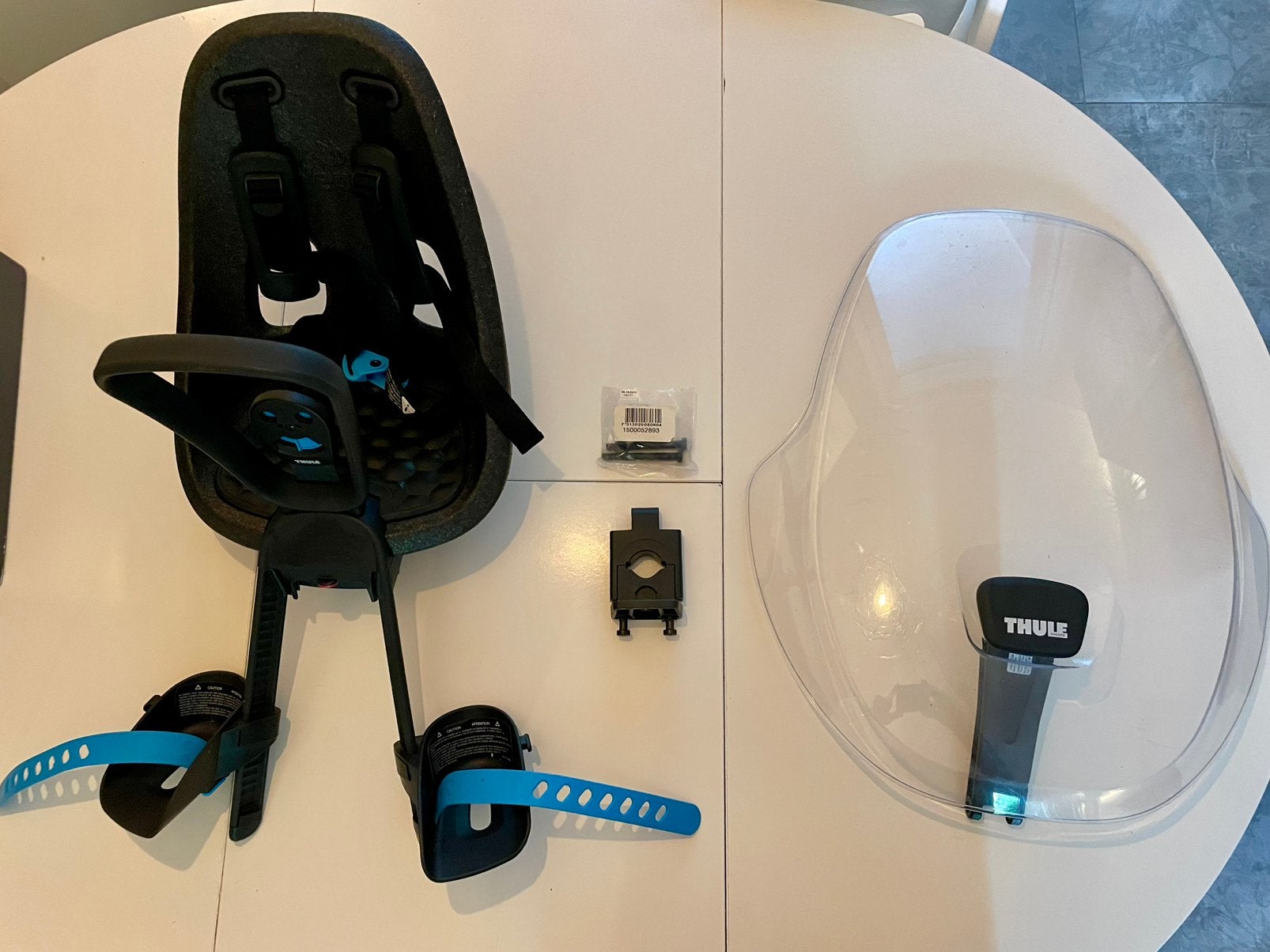 Thule Yepp nexxt mini kinderzitje + adapter en windscherm, Ophalen, Zo goed als nieuw